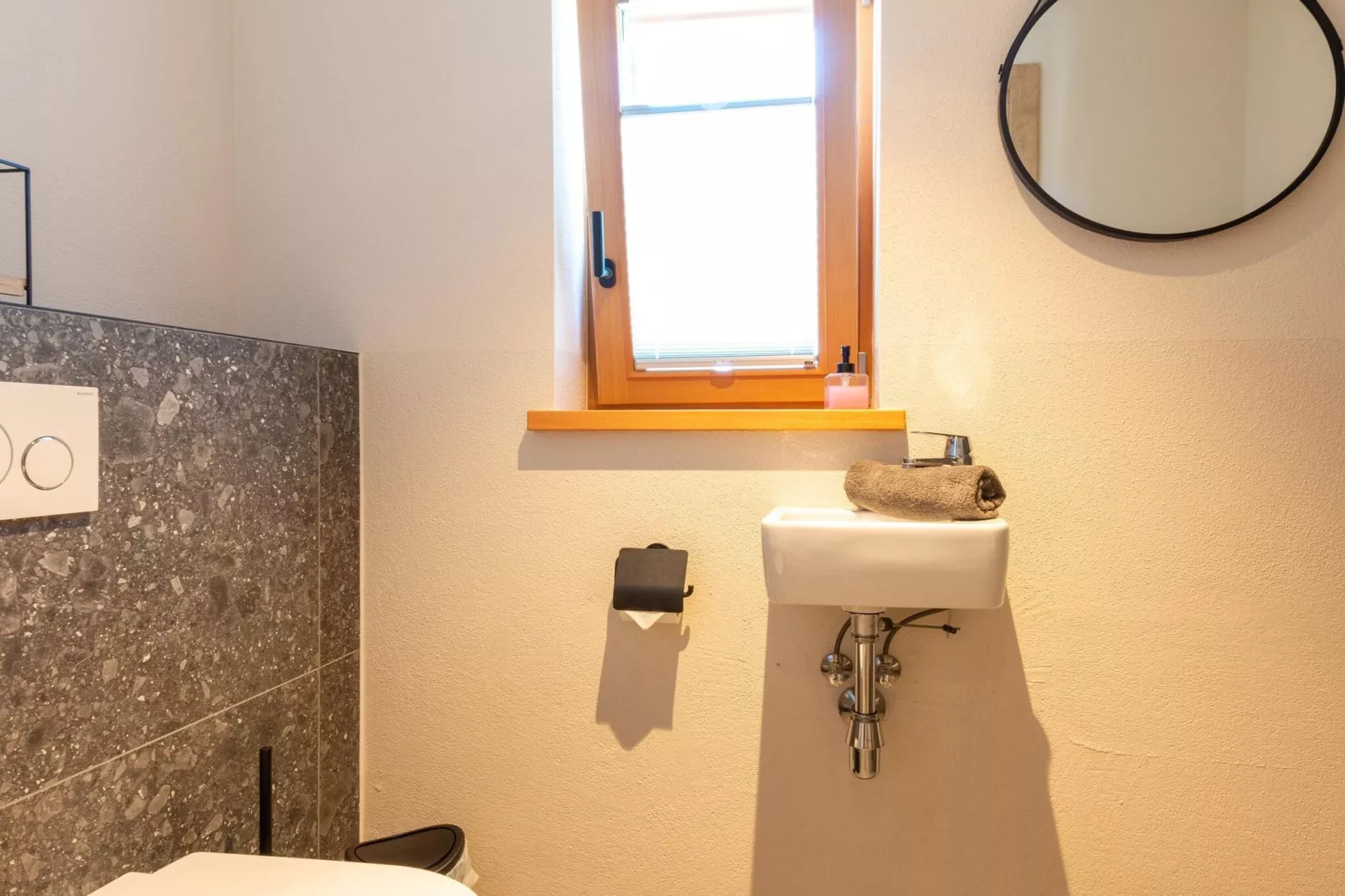 Das Jedermann "Karl am See" - Badkamer