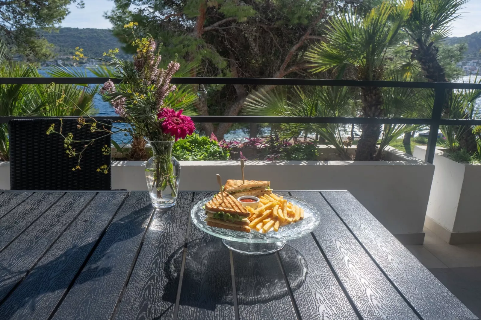 Hotel Issa - Double Room Sea View 12 - Terrasbalkon