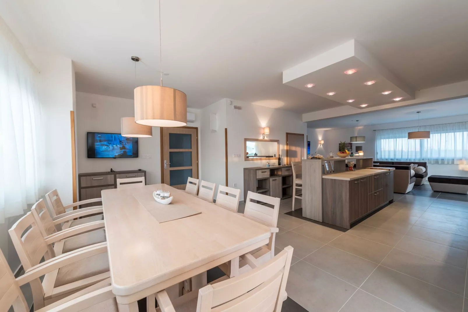 Luxury Escape with Swimming Pool & Modern Design - Deluxe Four Bedroom Villa with Sea View and Private Pool (Villa 5)-Binnen