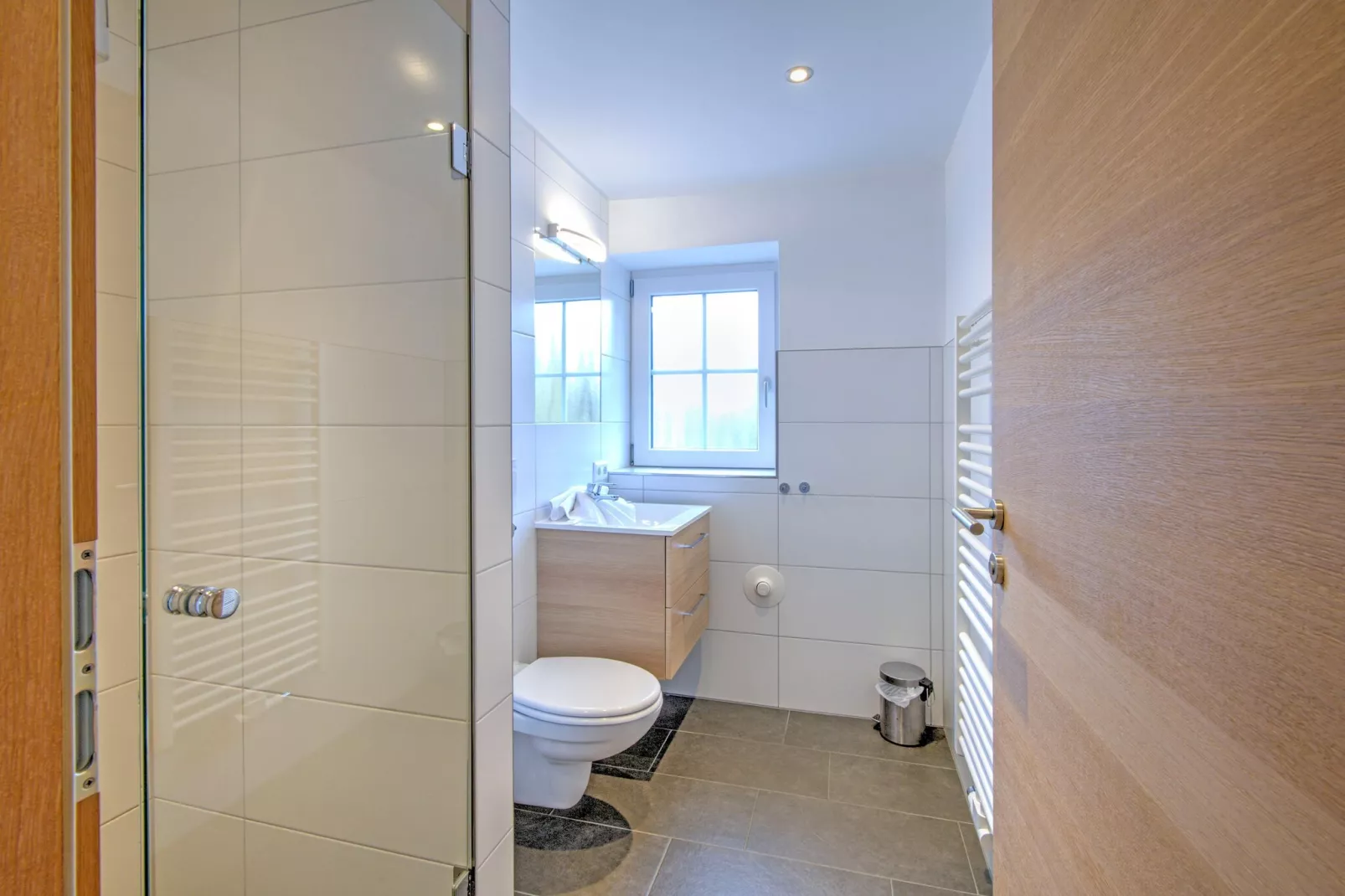 Brunner Apartment Top 5-Badkamer