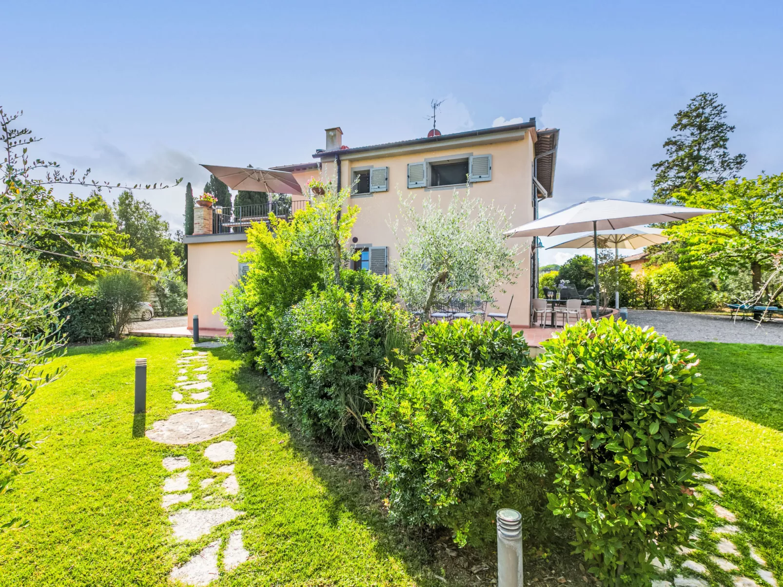 Vecchio Forno-Buiten