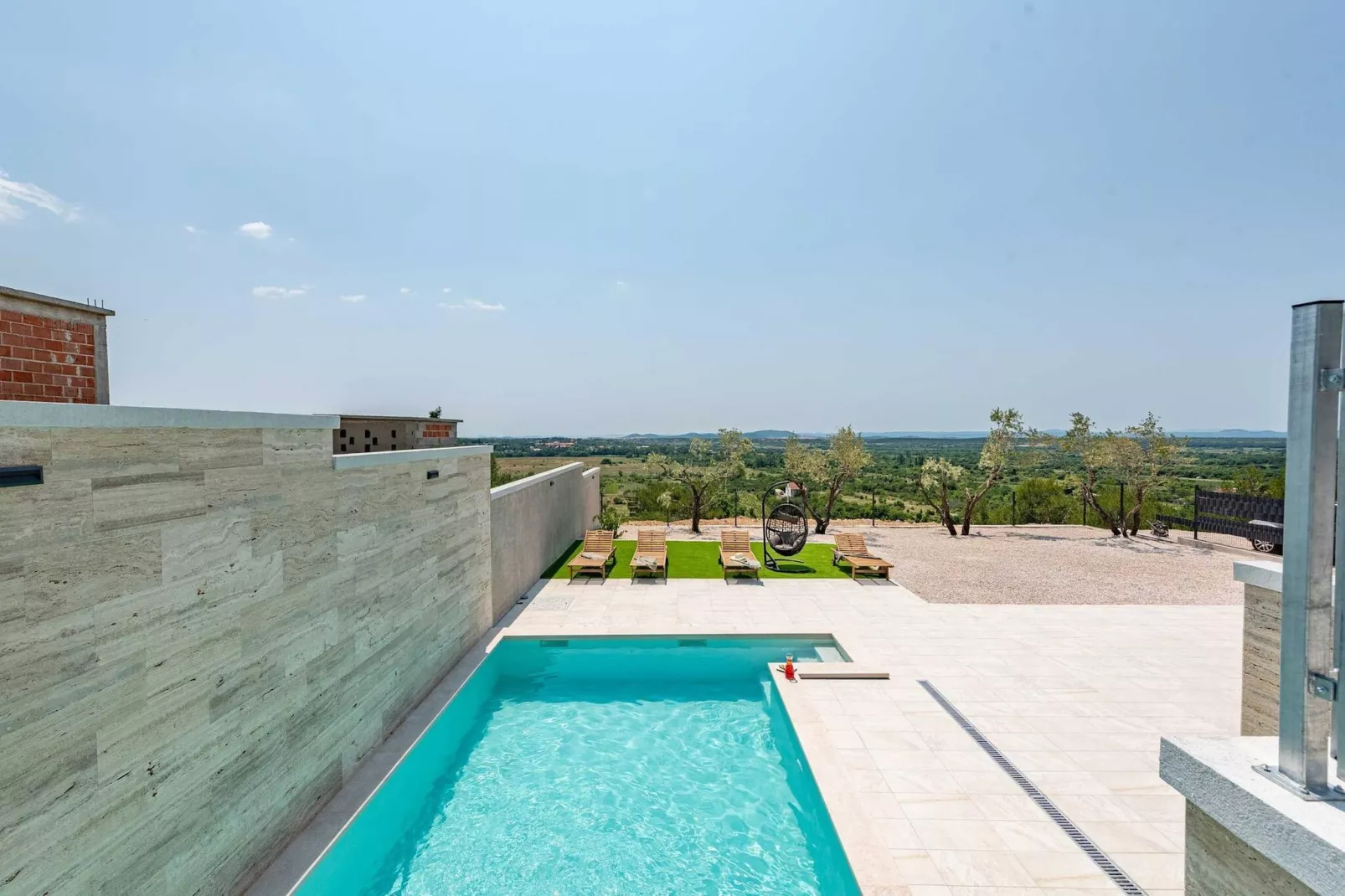 Villa Pezer with heated pool & sauna-Zwembad