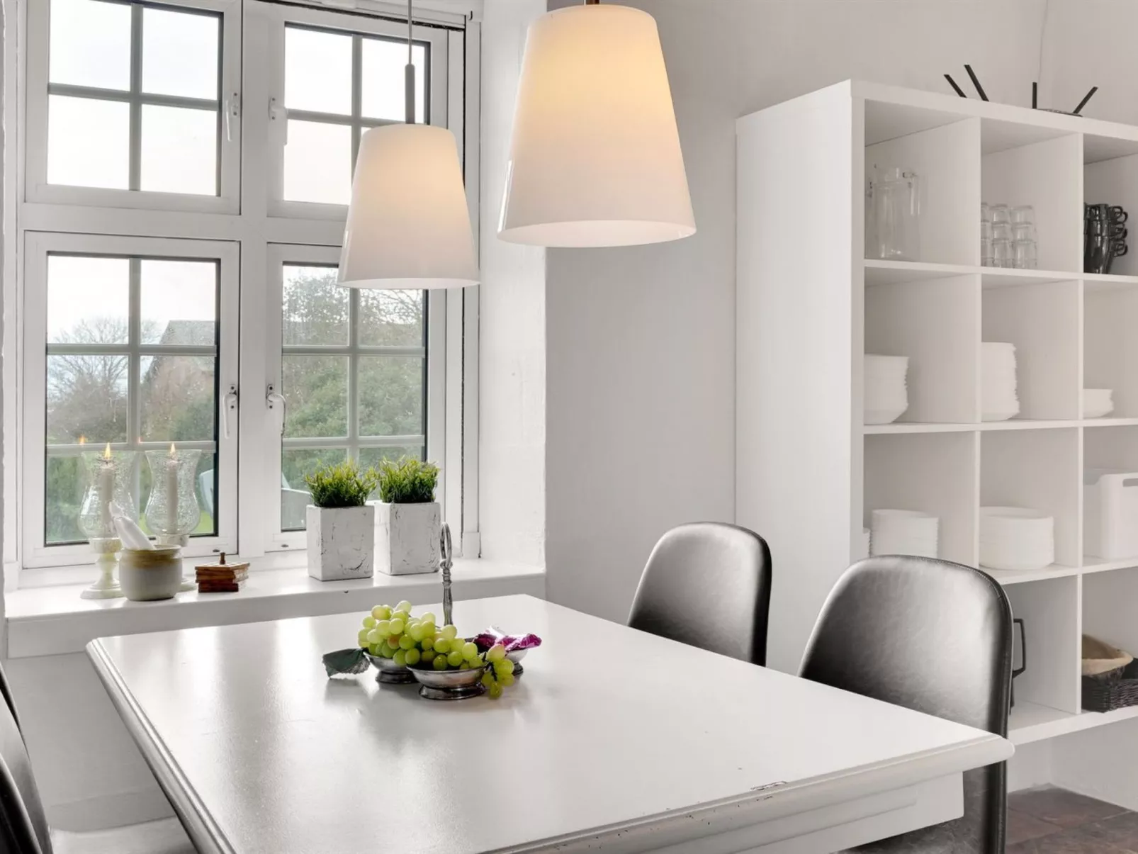 "Thorge" - 75m to the fjord-Binnen