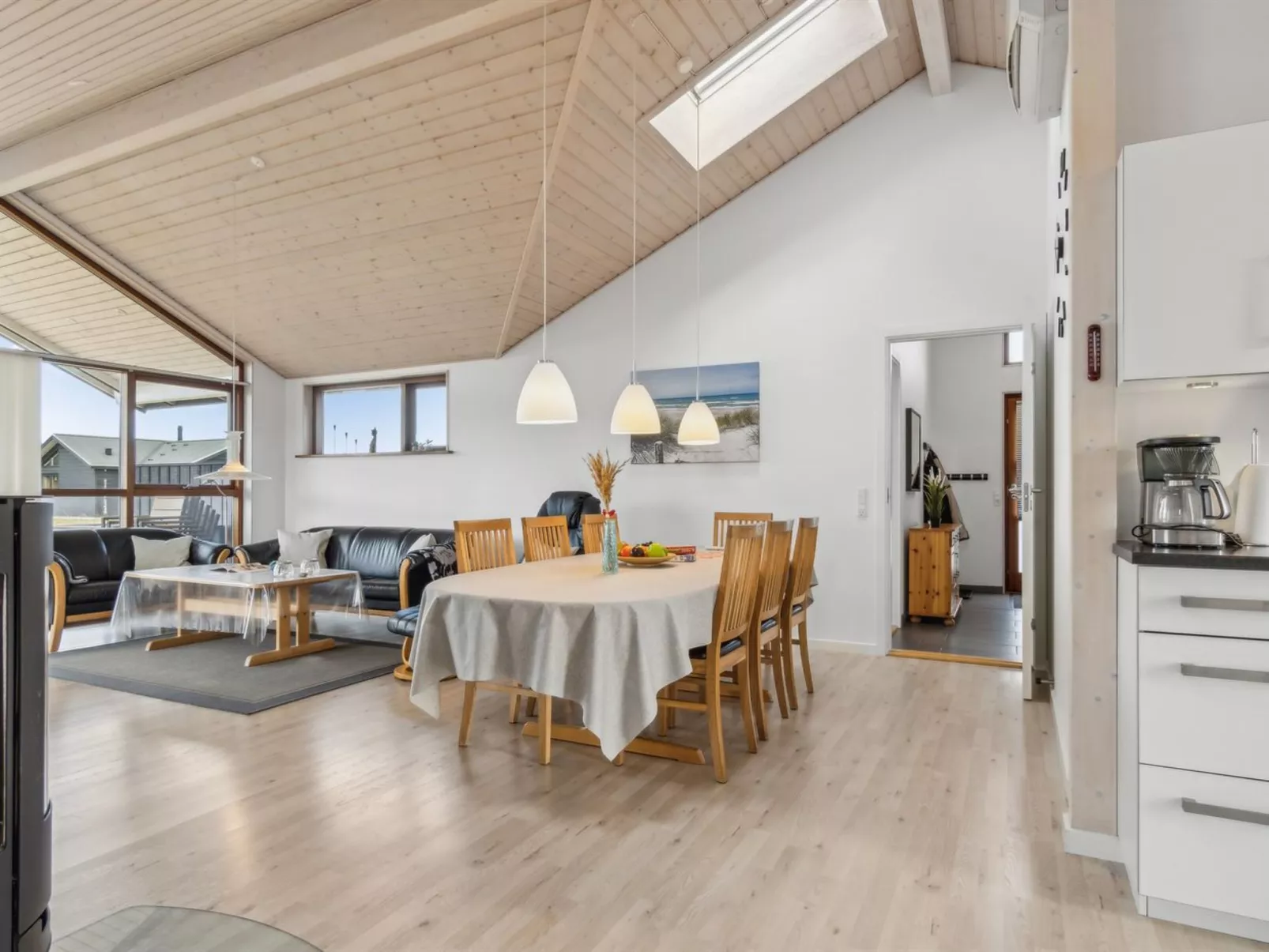 "Finna" - 1km from the sea-Binnen