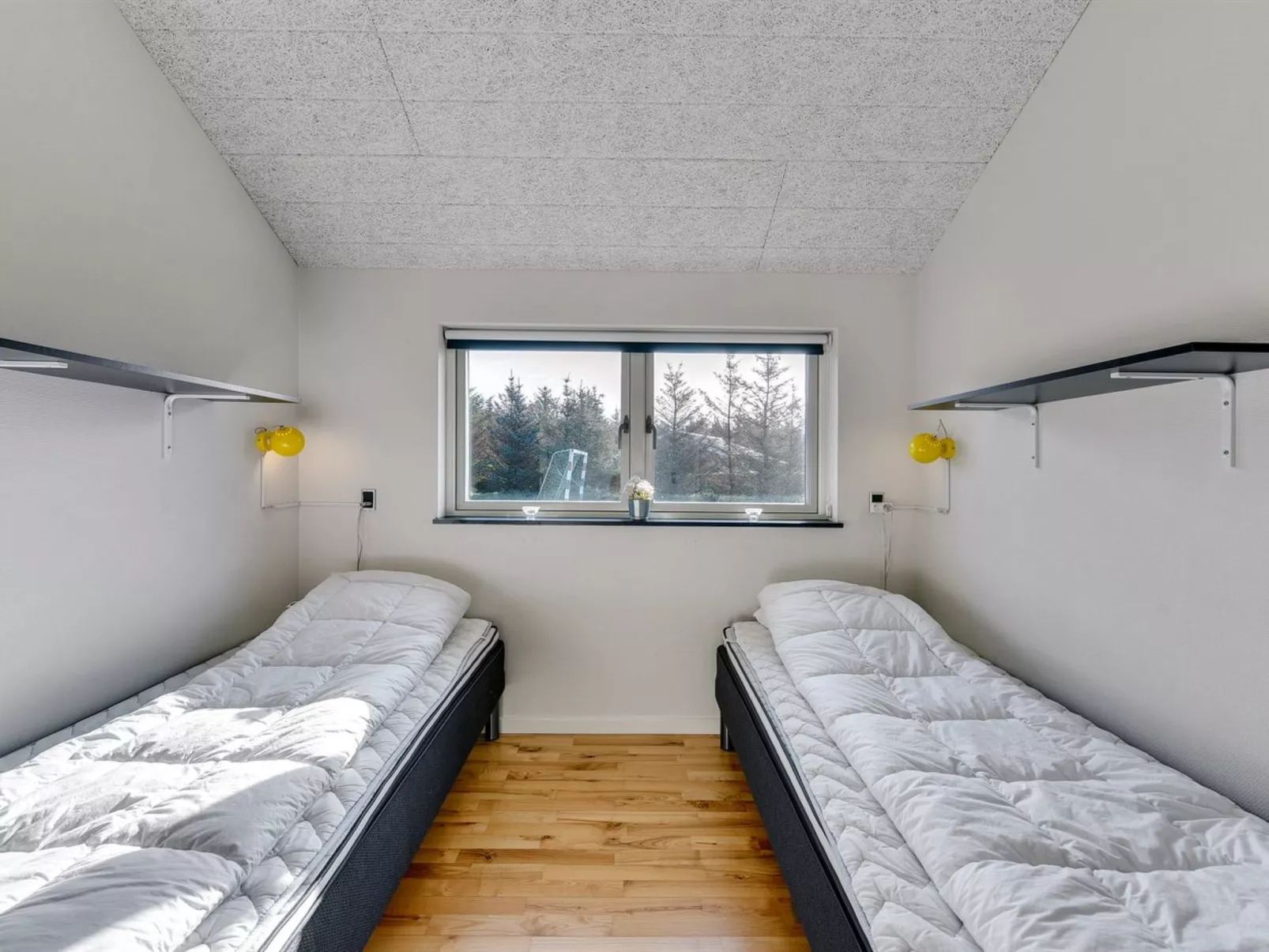 "Faye" - 600m from the sea-Binnen