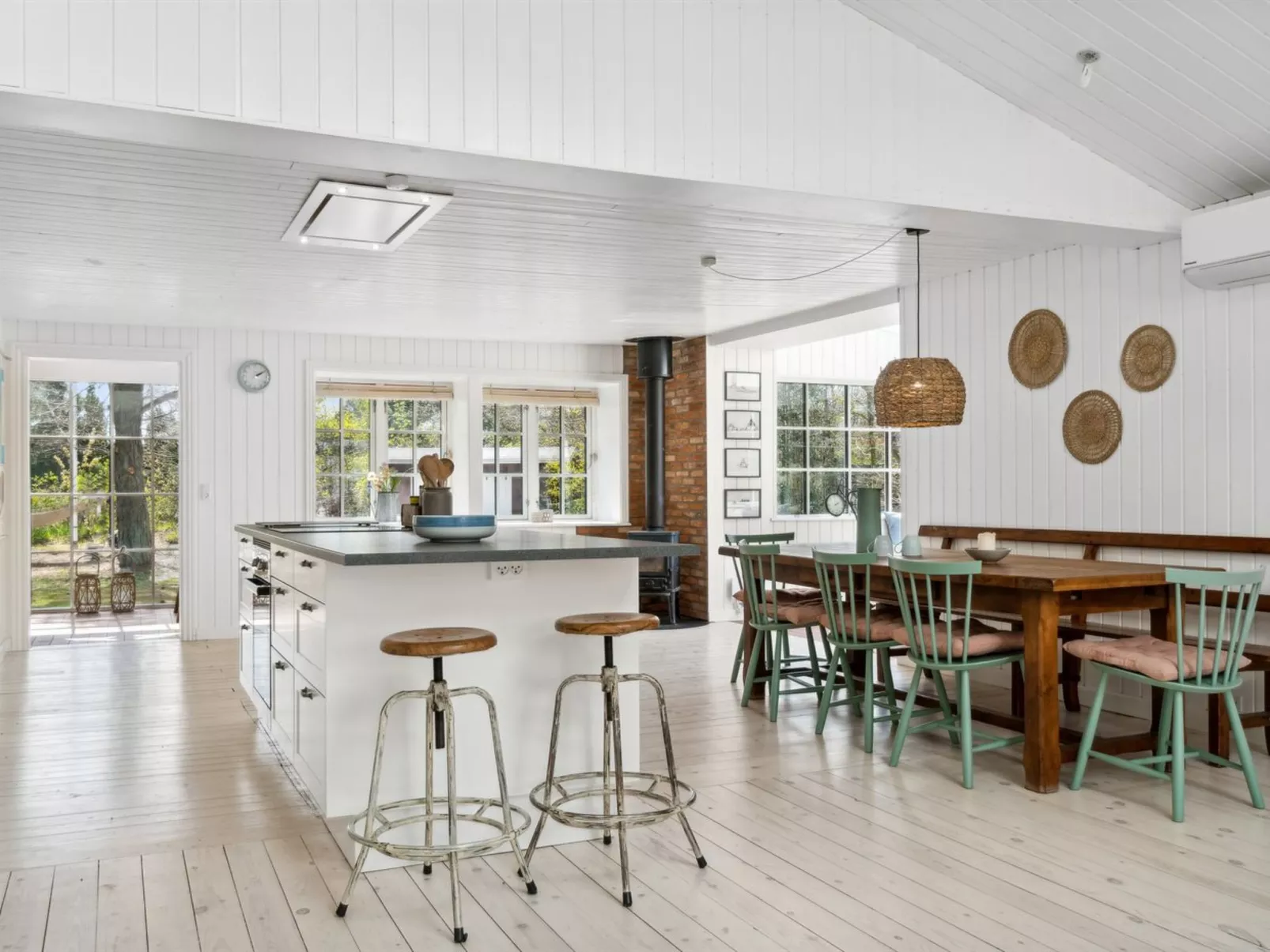 "Tarje" - 320m from the sea-Binnen