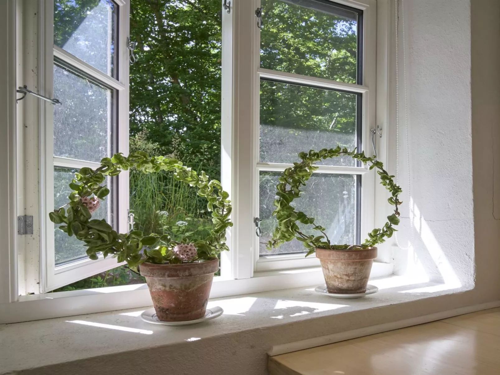 "Merrit" - 250m from the sea-Binnen