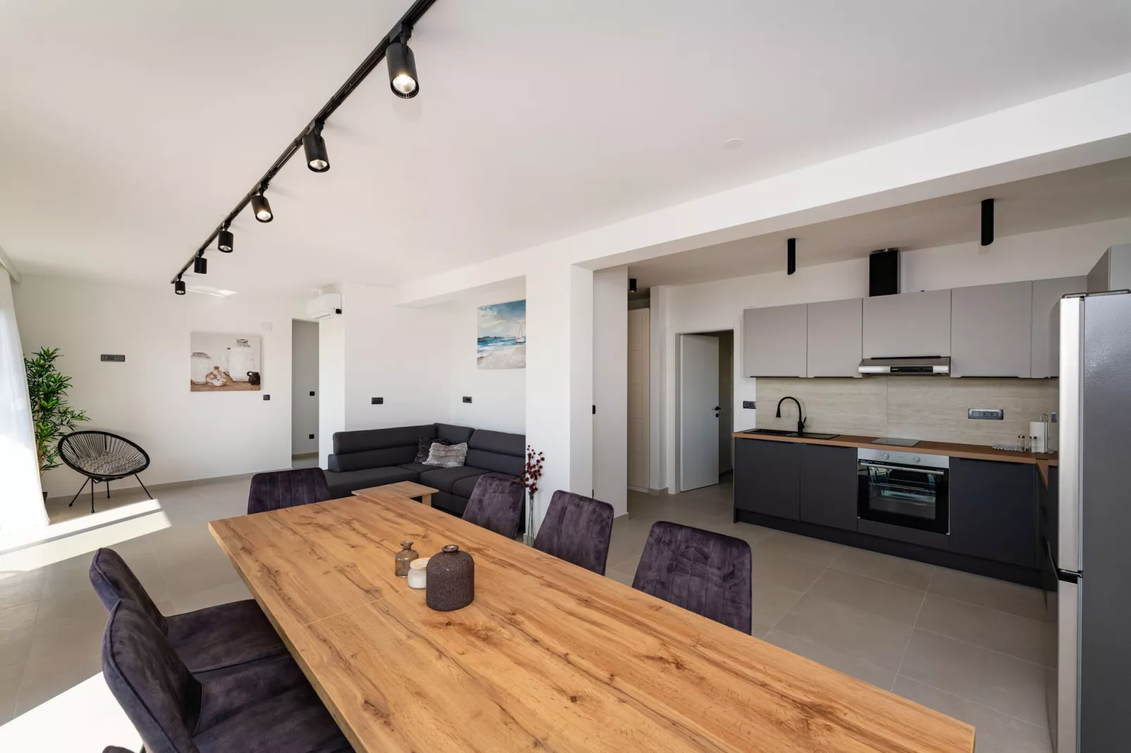 Sea view apartment LaMag-Eetkamer