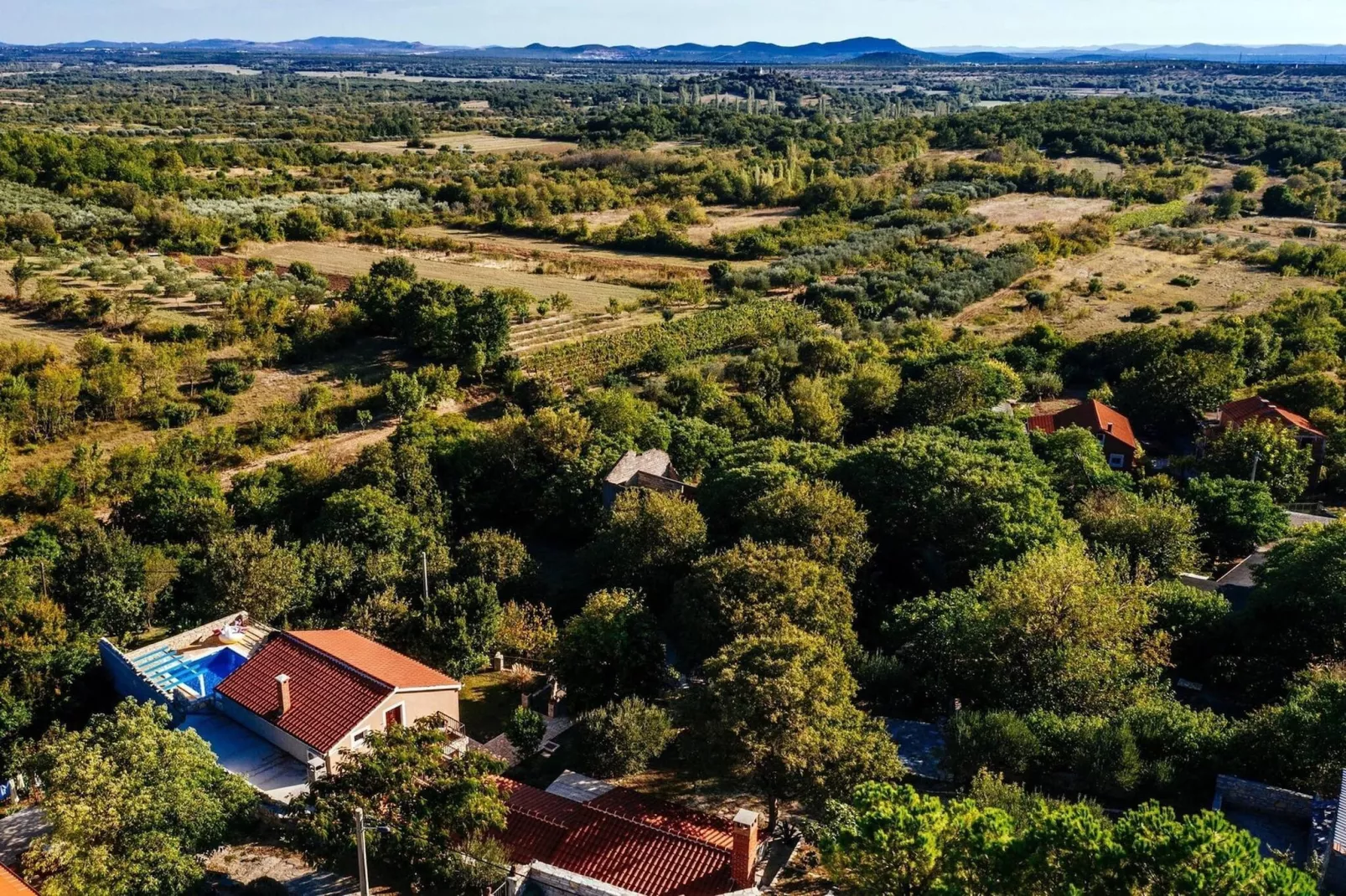 Holiday home Korlat-Gebieden zomer 5km