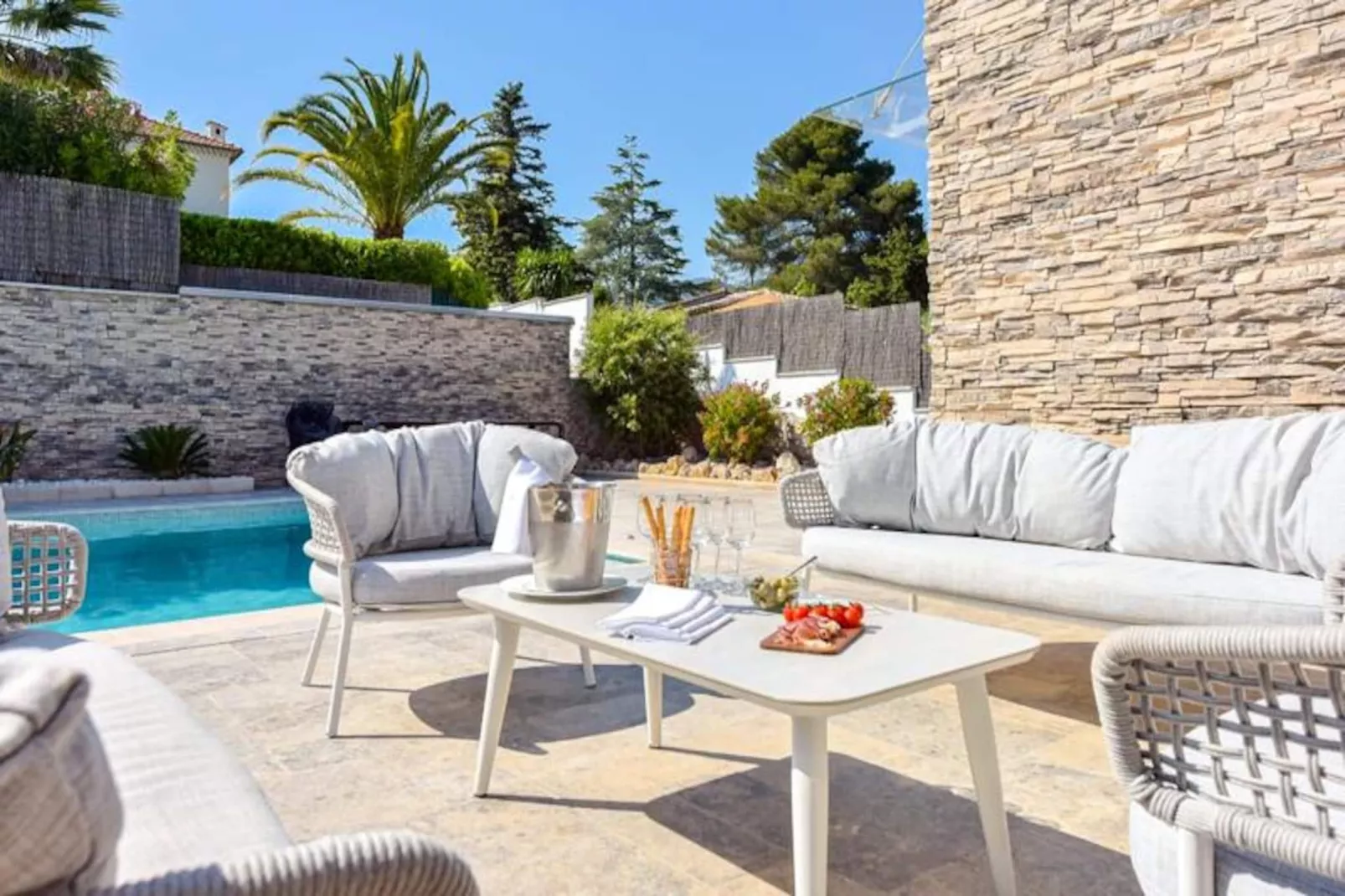 Résidence Villa D&rsquo;architecte Avec Piscine Chauff&eacute;e Pour 10 !-Niet-getagd