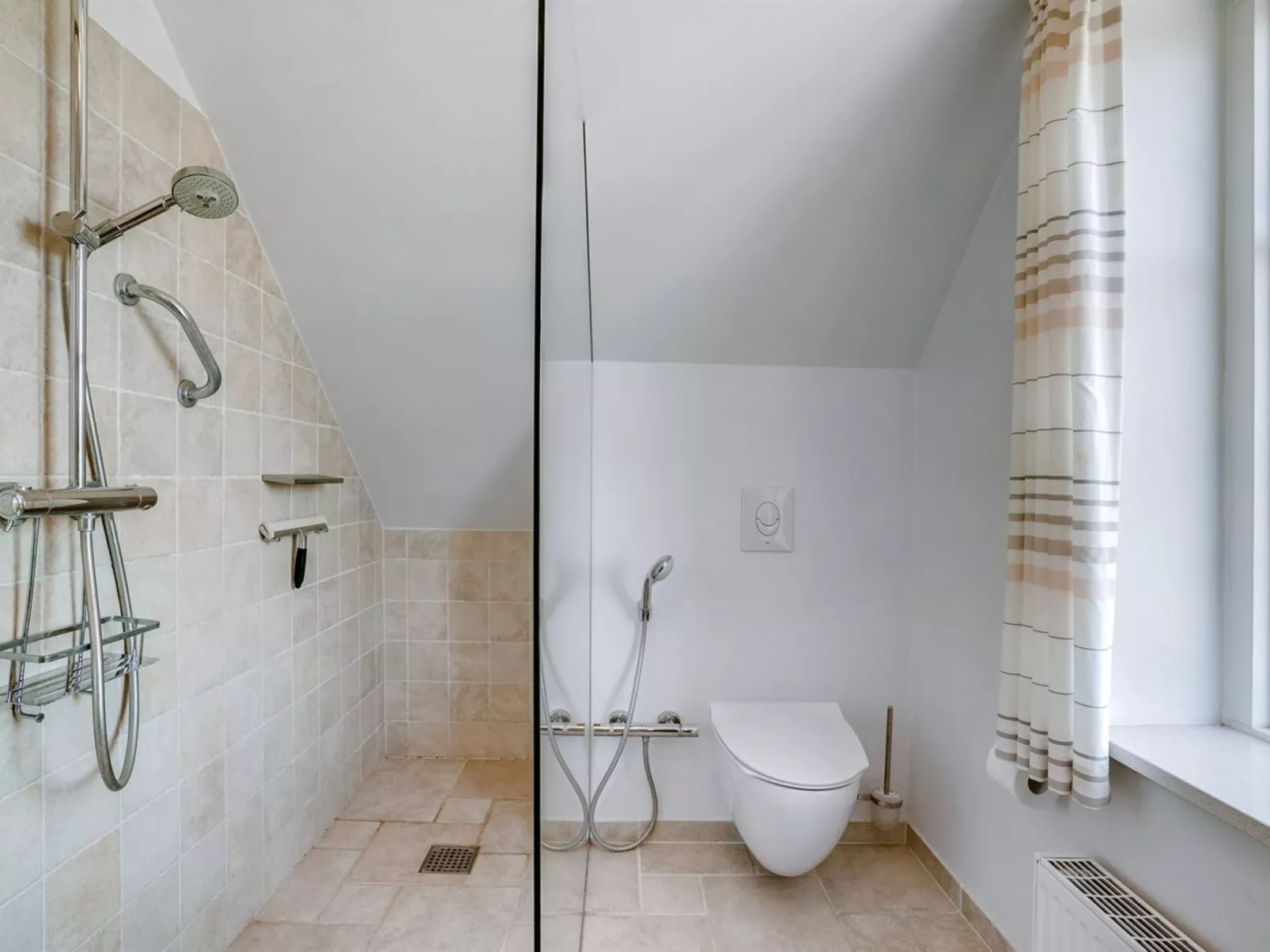 "Jeppe" - 50m to the fjord-Binnen