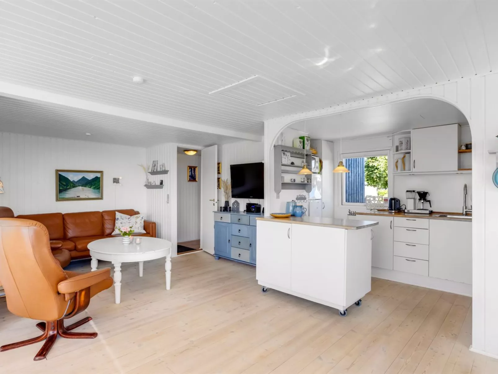 "Reima" - 50m from the sea-Binnen