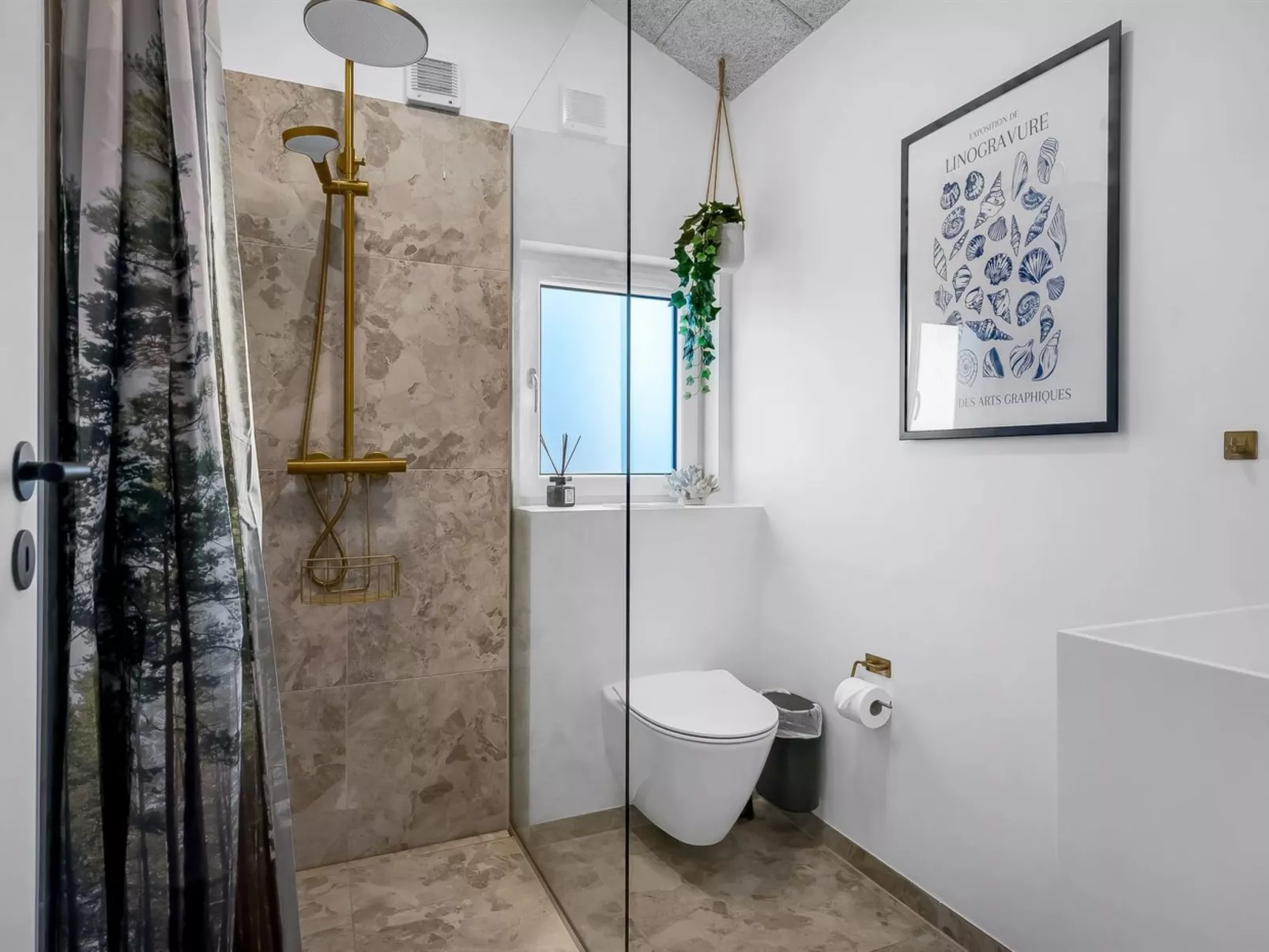 "Hana" - 800m from the sea-Binnen