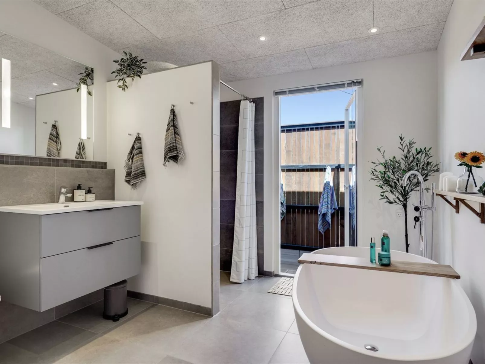 "Karitte" - 300m from the sea-Binnen