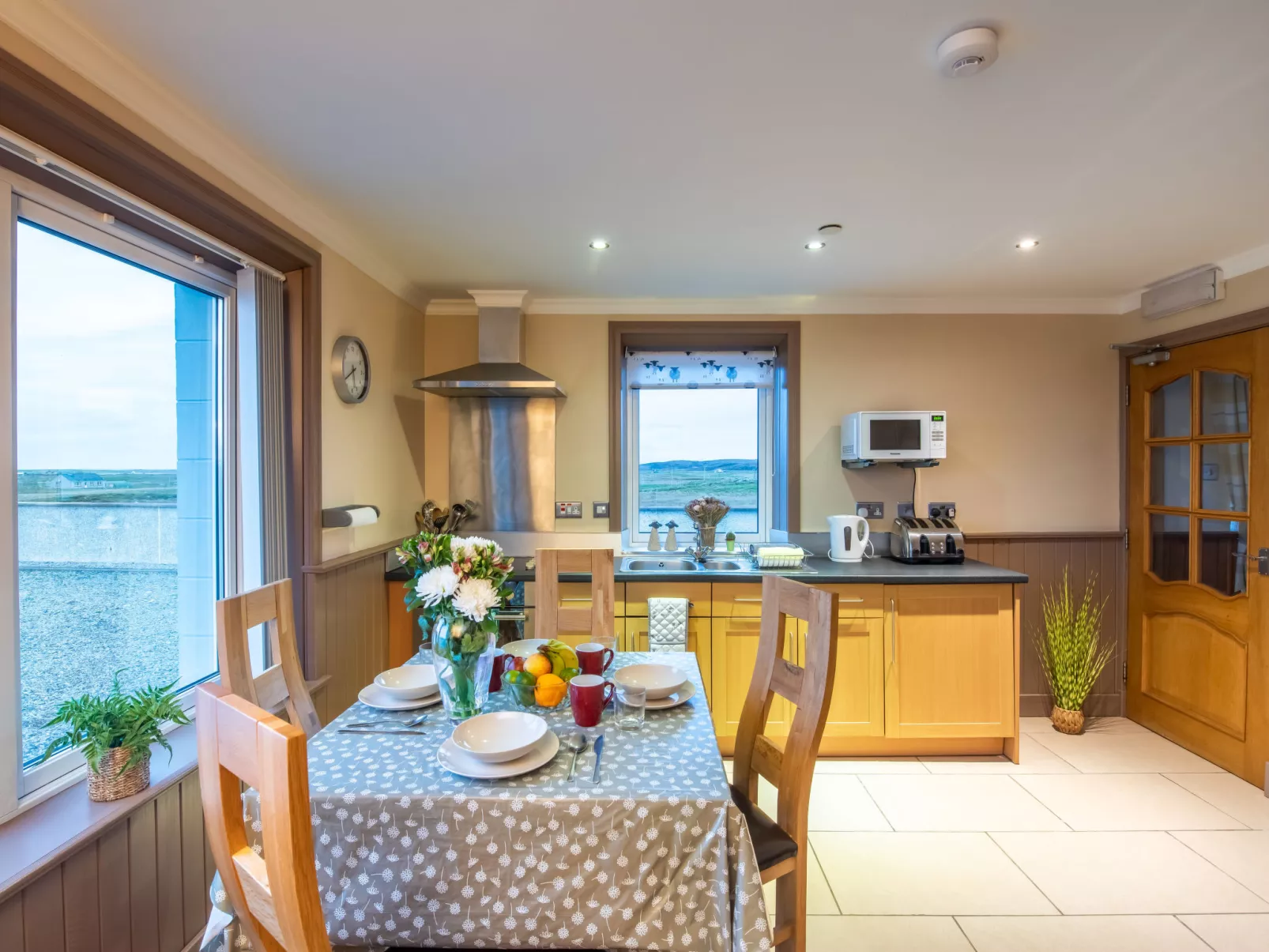 Benderloch House & Frobost Lodge-Binnen