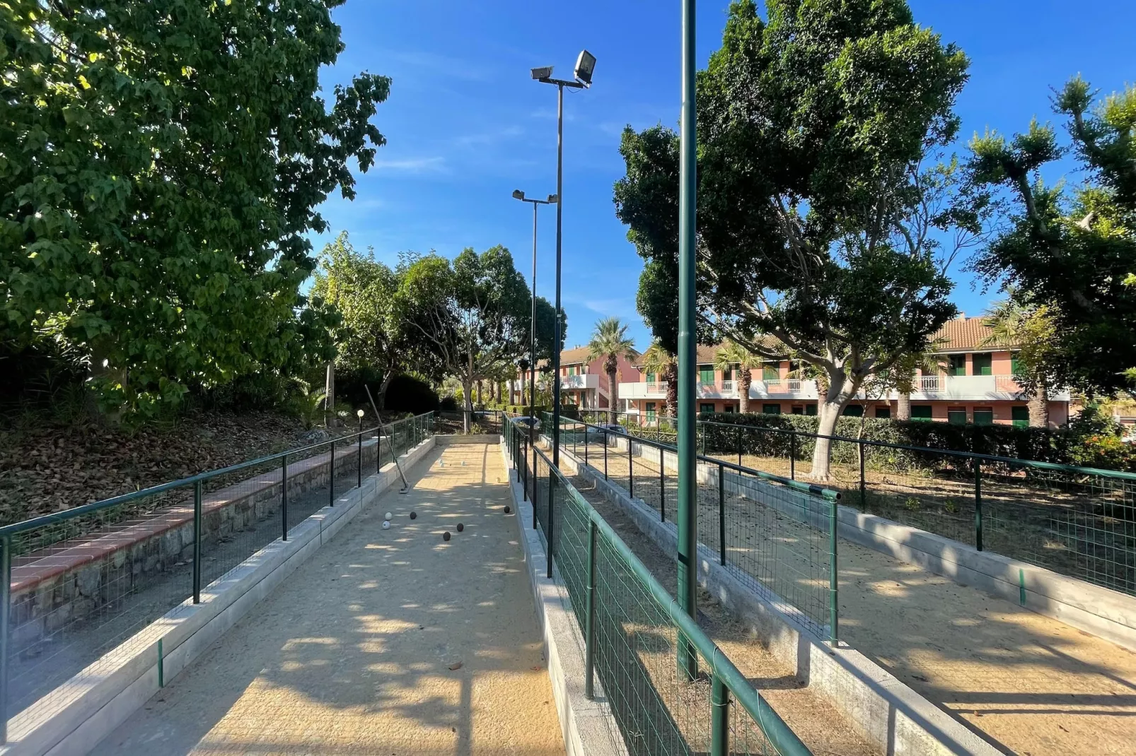 Rais Gerbi Appartamento-Parkfaciliteiten