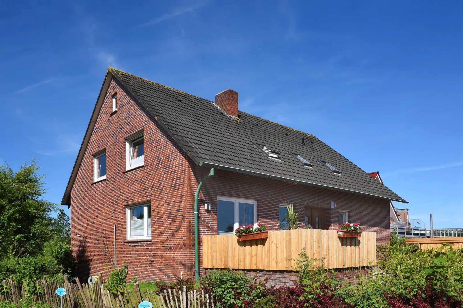 Haus zur Möwe 3 - Buitenkant zomer