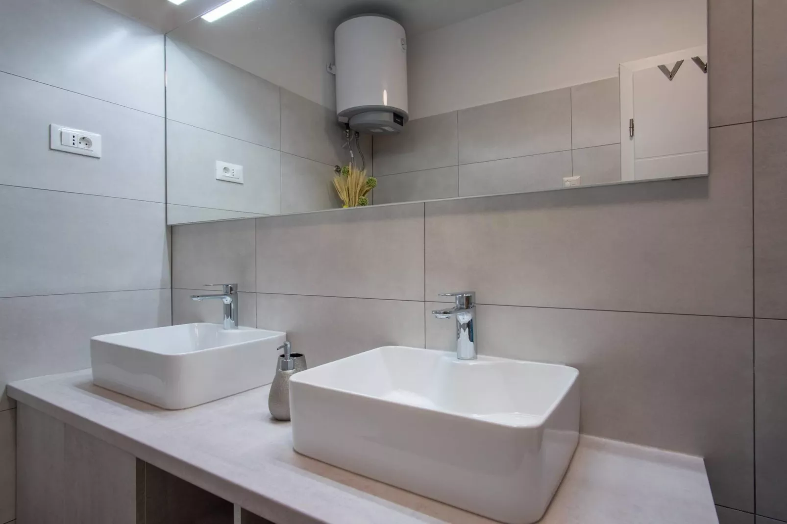 Beach house Festini-Badkamer