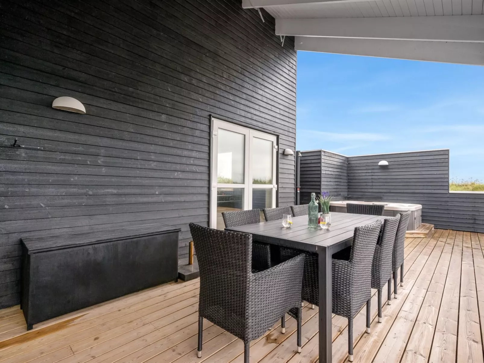 "Markku" - 400m from the sea-Buiten