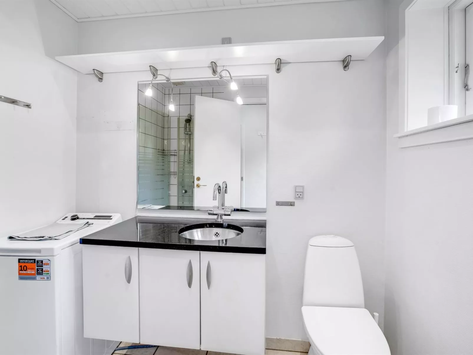 "Siiri" - 28km from the sea-Binnen