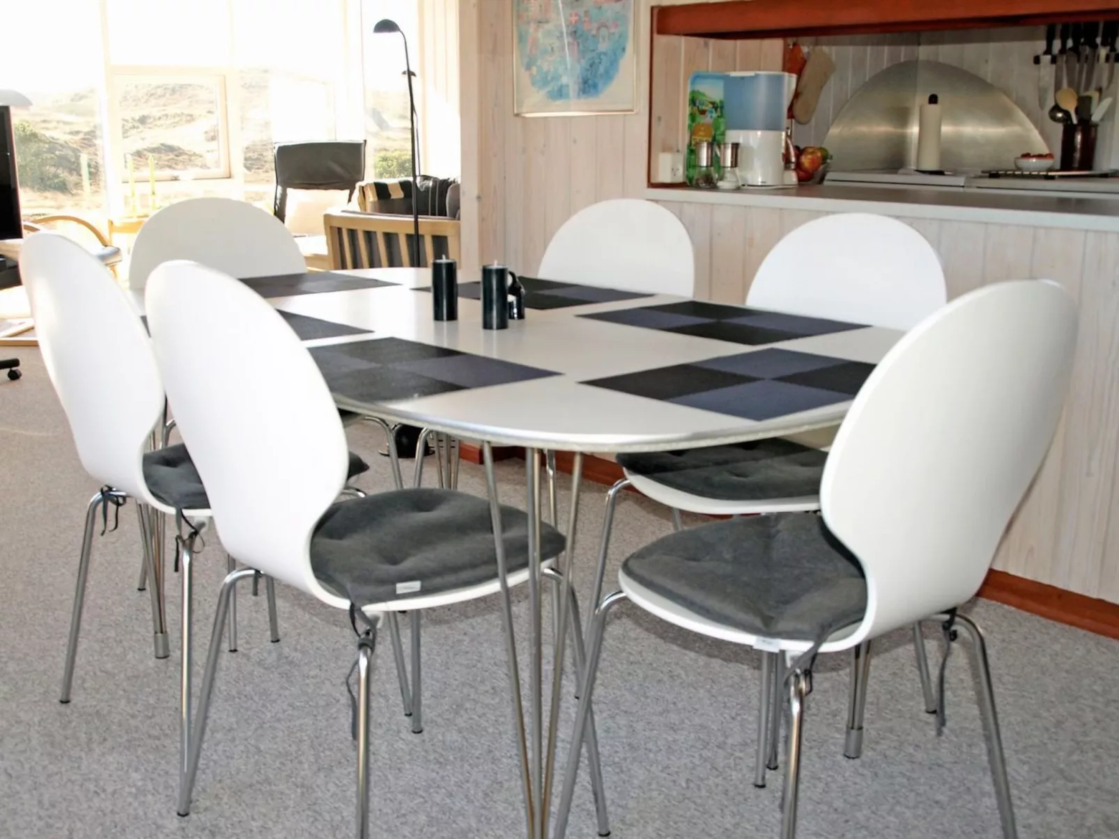 "Jorma" - 250m to the fjord-Binnen