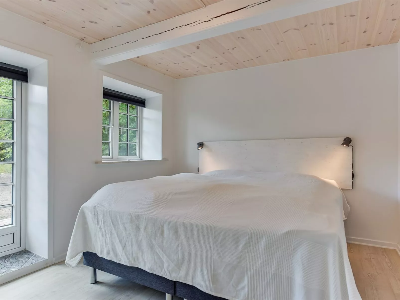 "Alitta" - 27km from the sea-Binnen