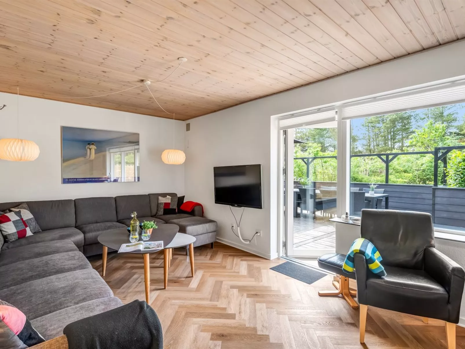 "Lavrans" - 2.5km from the sea-Binnen