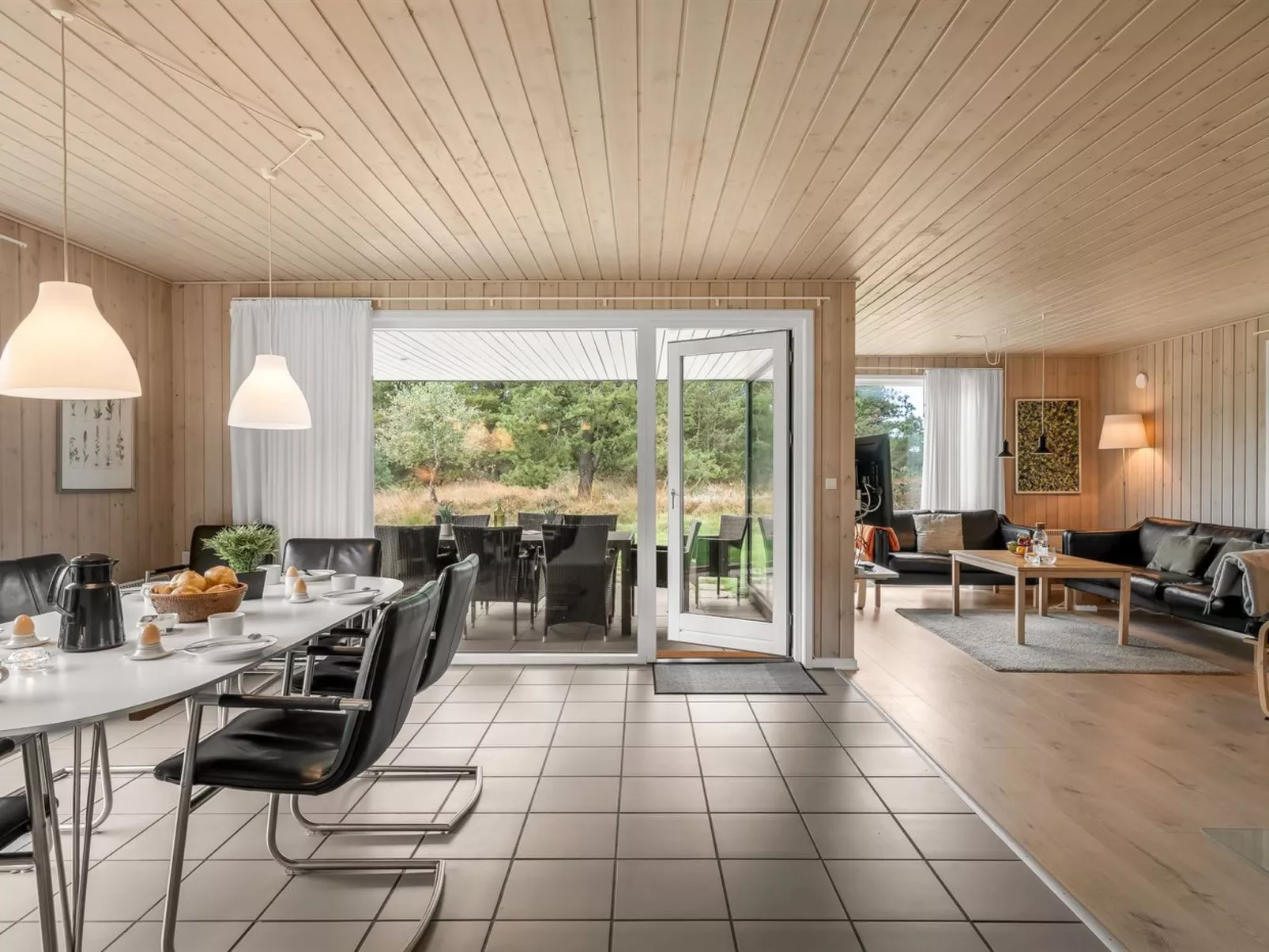 "Dix" - 900m from the sea-Binnen