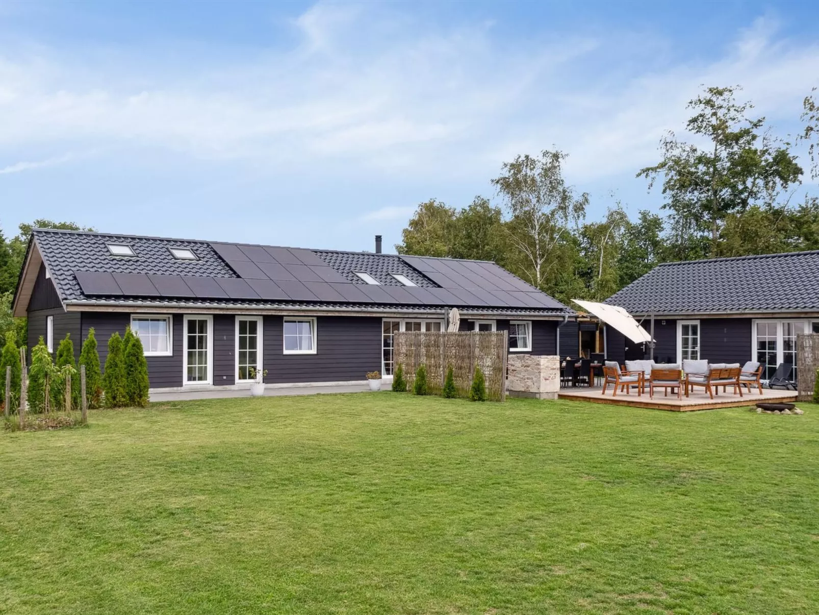 "Ronia" - 900m from the sea-Buiten