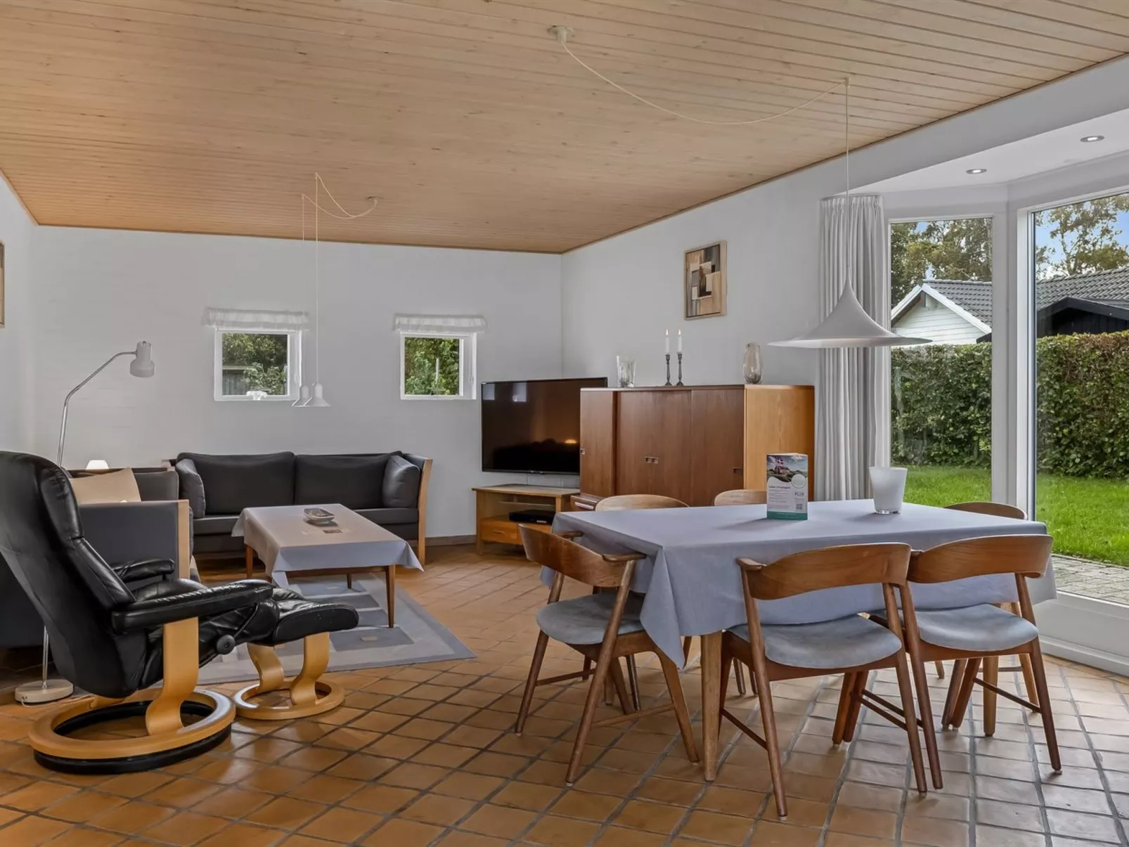 "Kalli" - 100m from the sea-Binnen