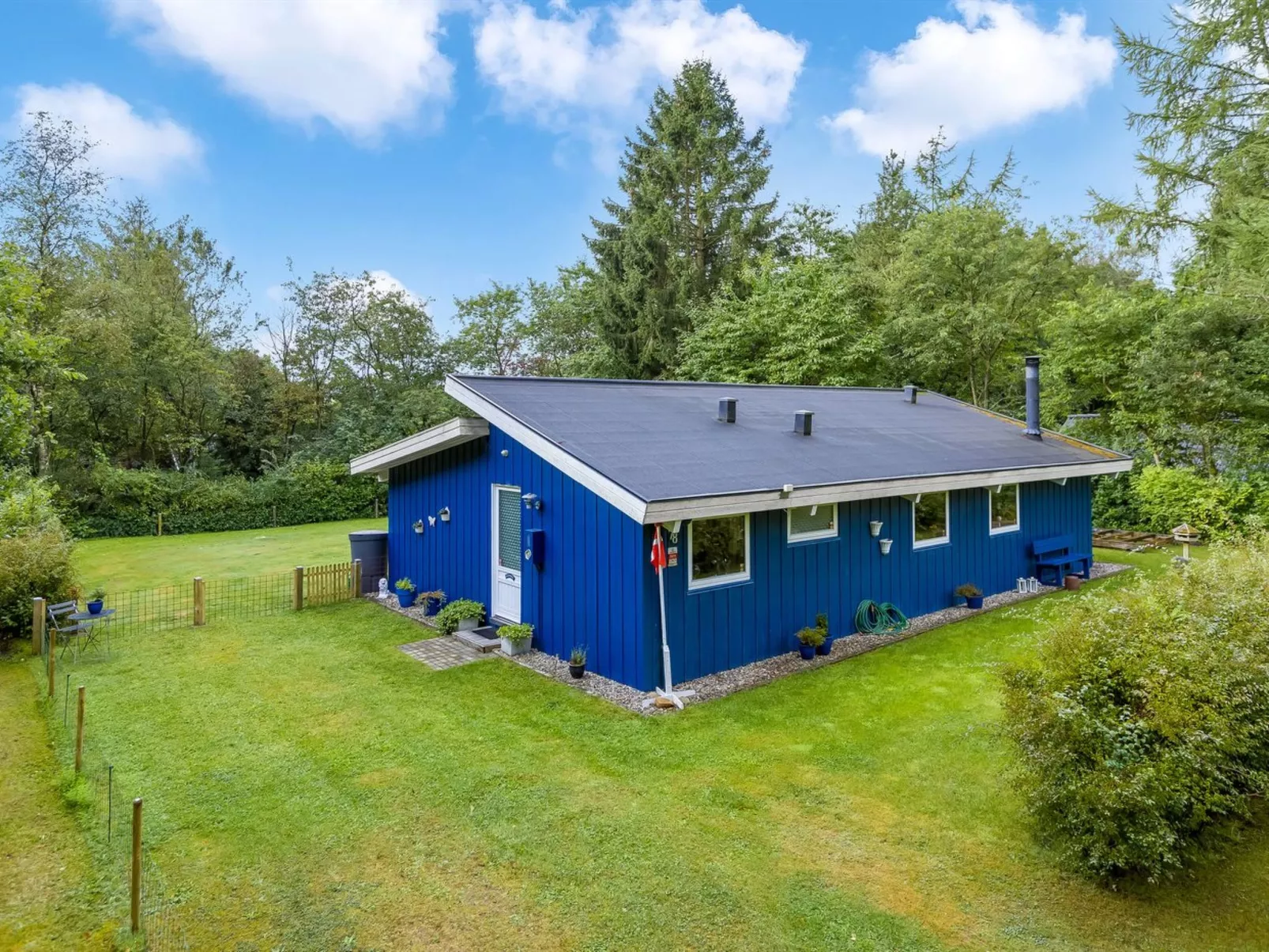 "Anne" - 30km from the sea-Buiten