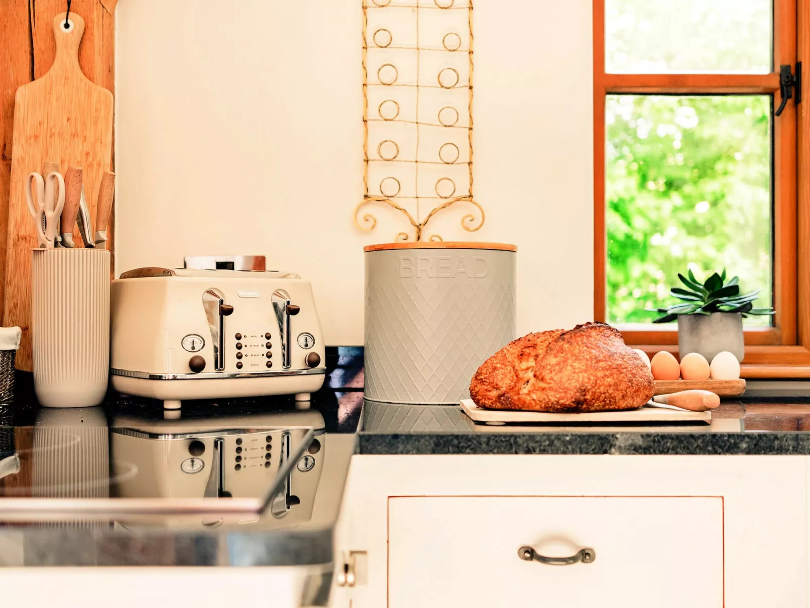 Windfall Cottage-Binnen