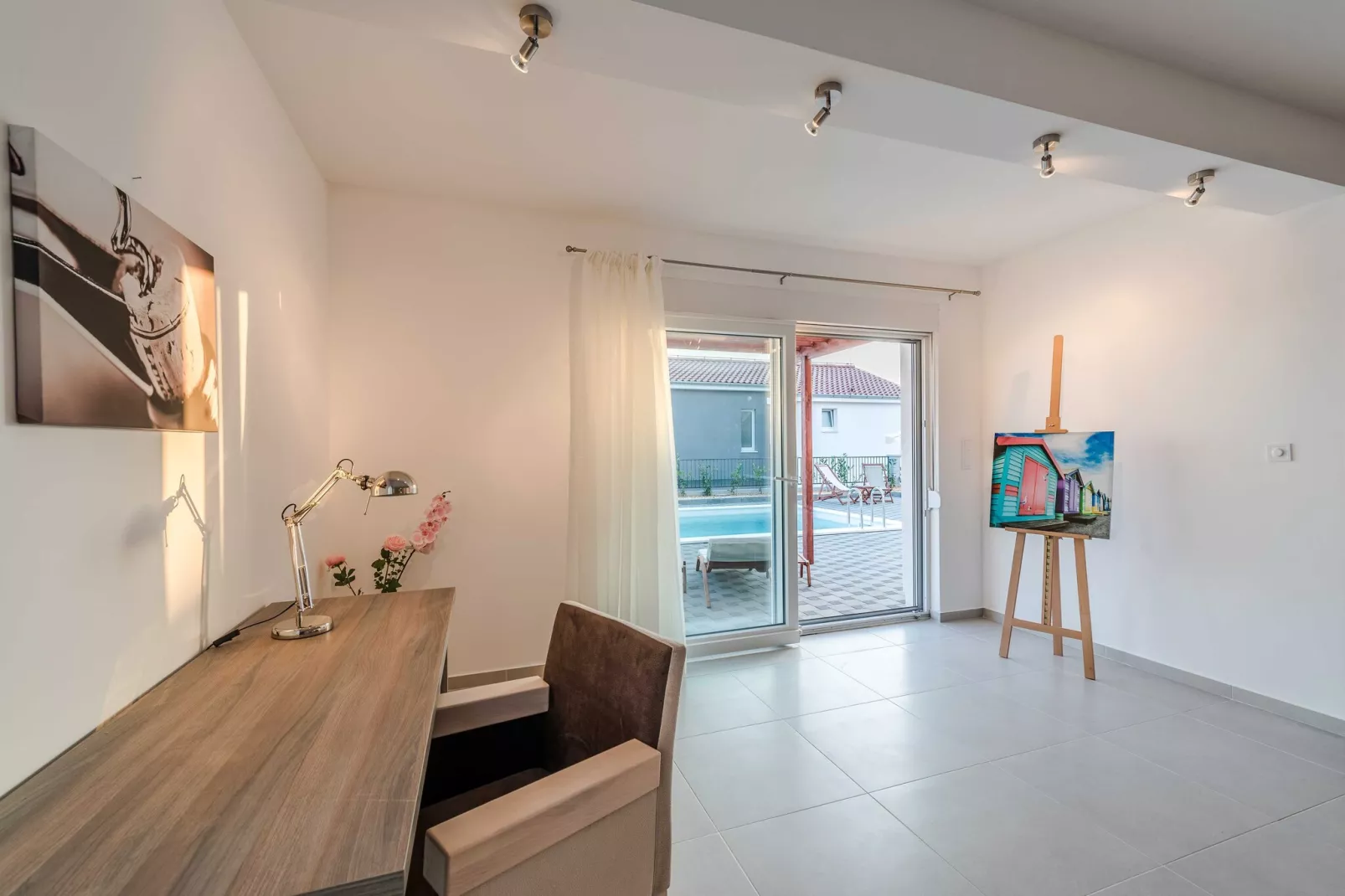 Luxury Escape with Swimming Pool & Modern Design - Deluxe Four Bedroom Villa with Sea View and Private Pool (Villa 5)-Binnen