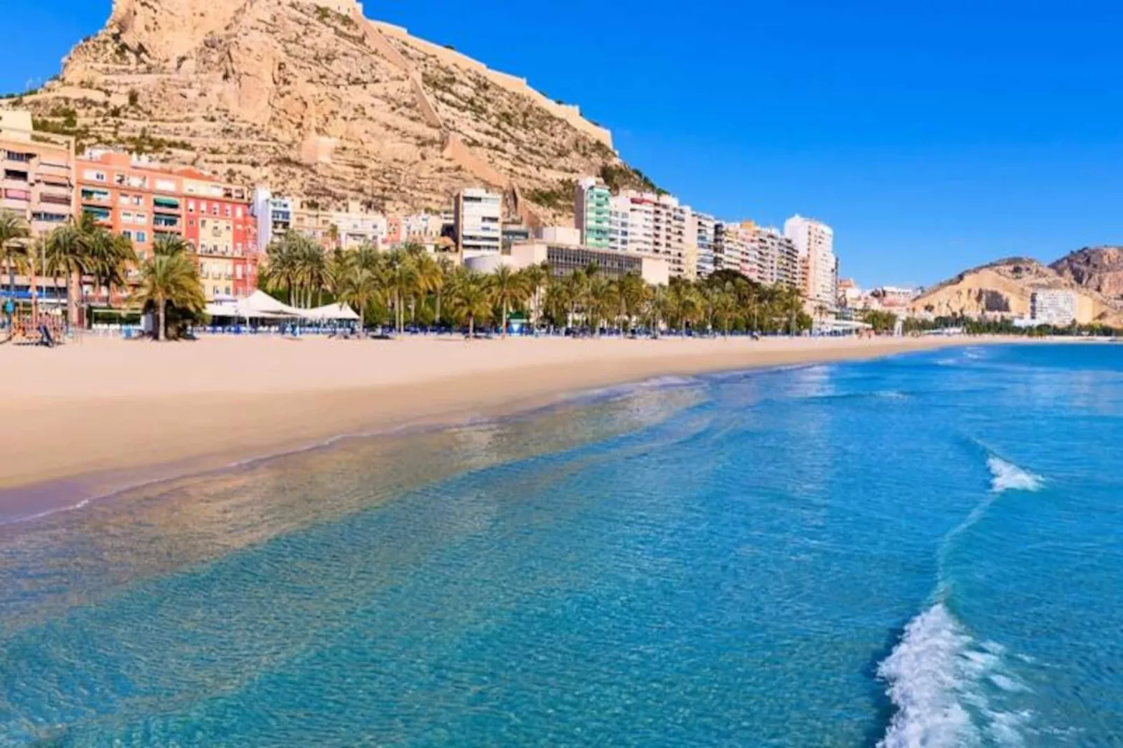 Appartement 3 Chambres Et 2 Salles De Bains : Id&eacute;al Famille Et Nomades-Niet-getagd