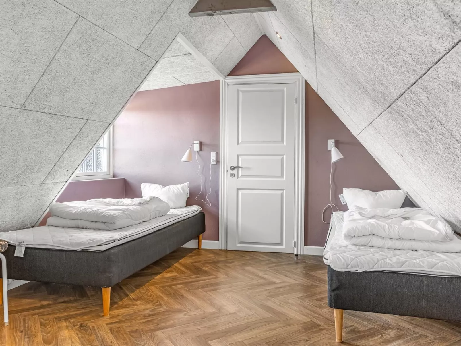 "Narvik" - 4.5km from the sea-Binnen