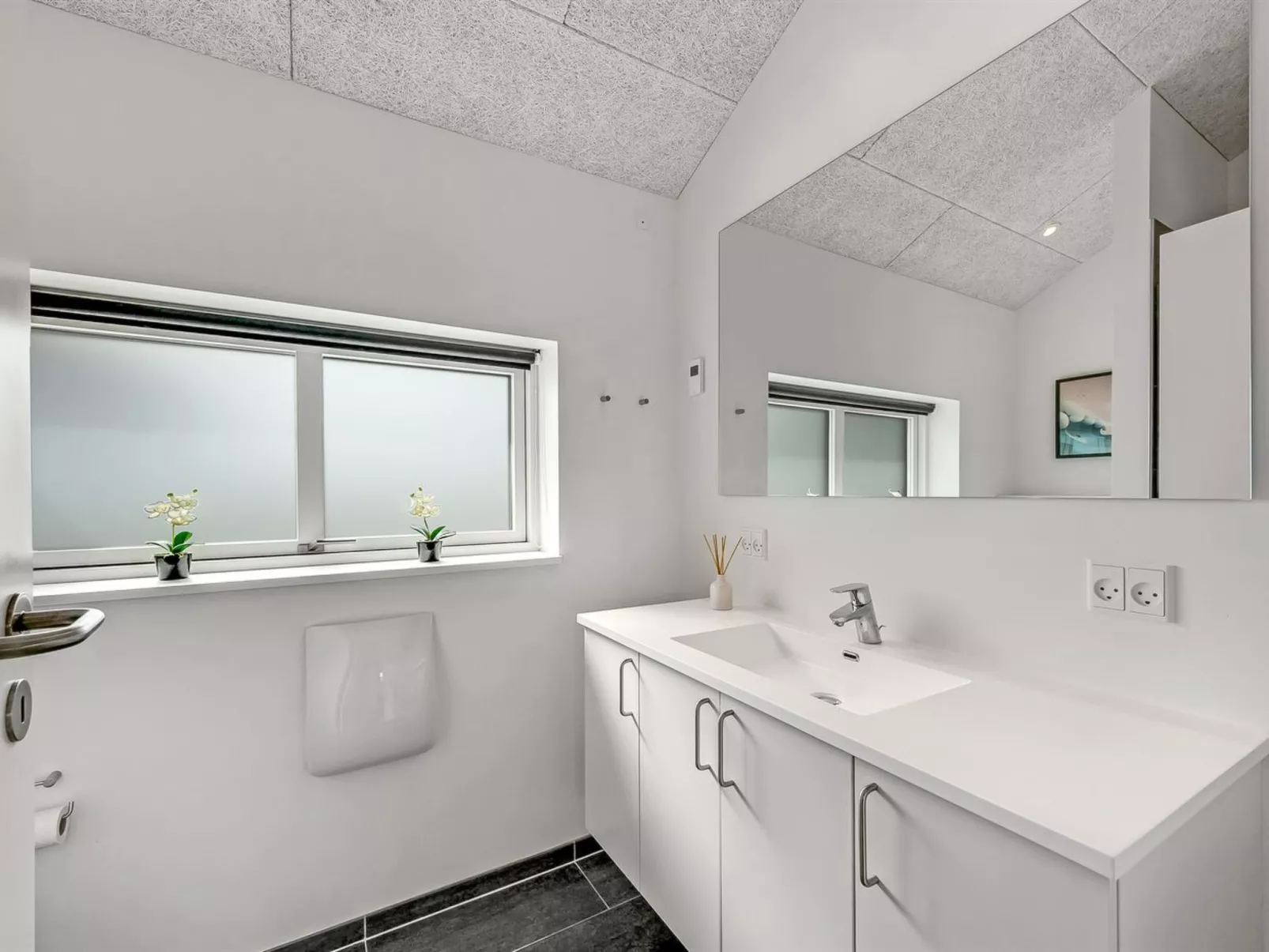 "Ennie" -  from the sea-Binnen