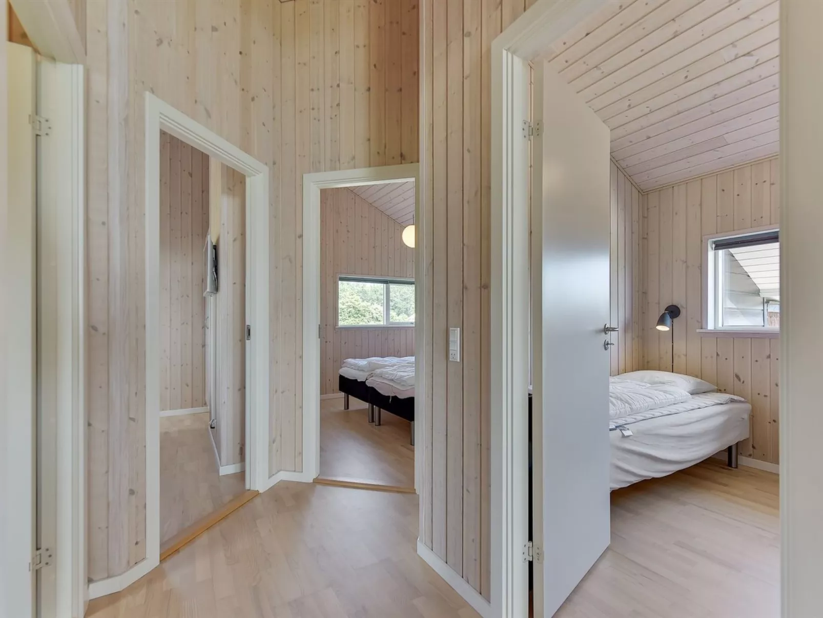 "Iorund" - 550m from the sea-Binnen