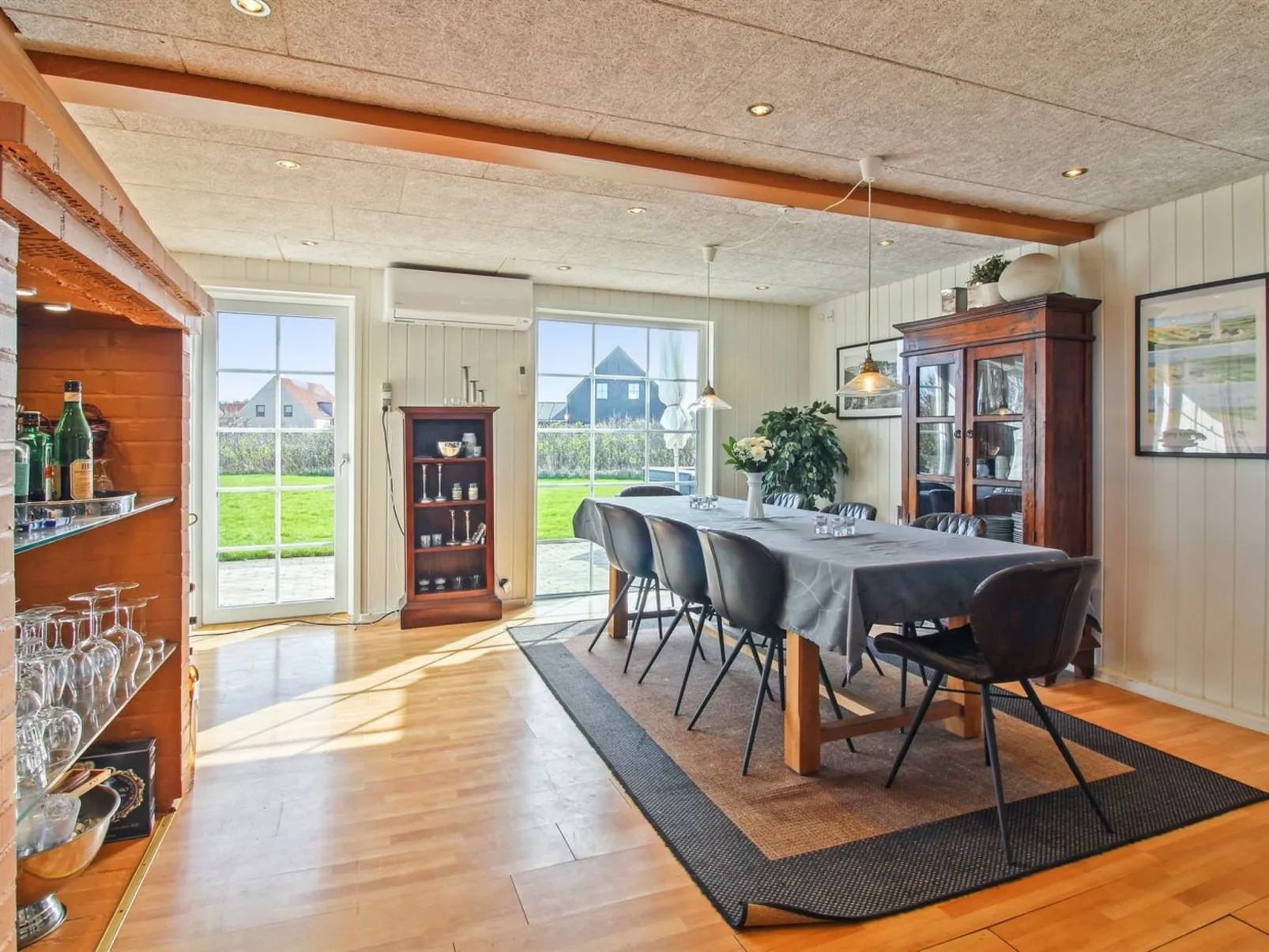 "Janakij" - 475m from the sea-Binnen