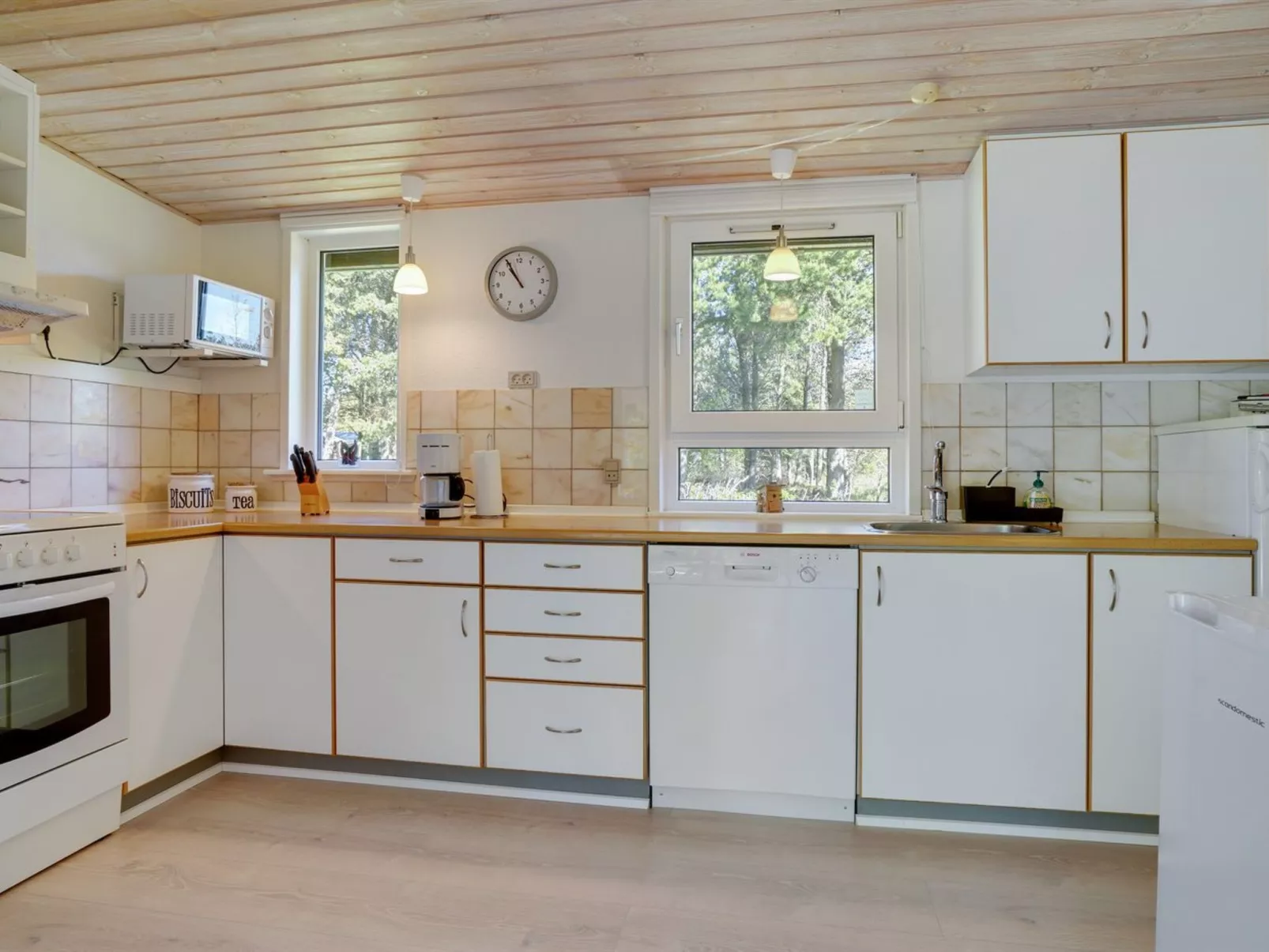 "Orvokki" - 125m from the sea-Binnen