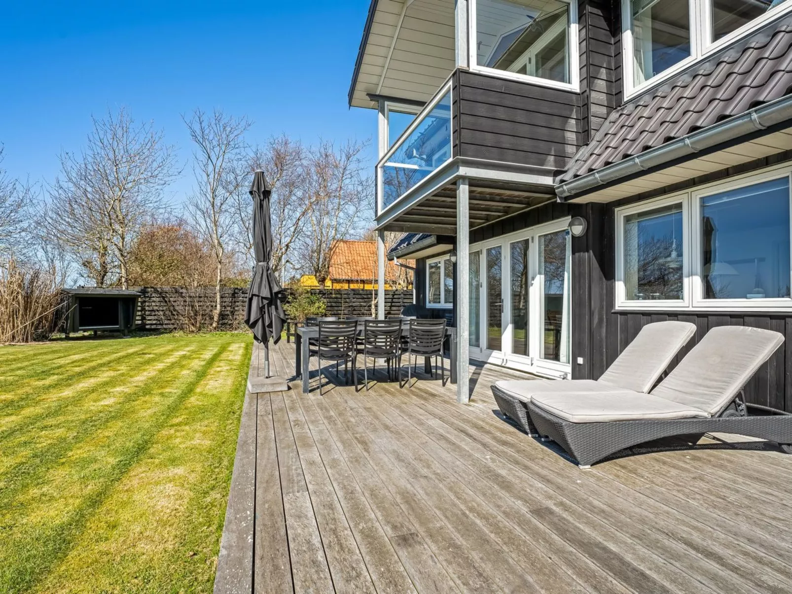 "Esme" - 30m from the sea-Buiten