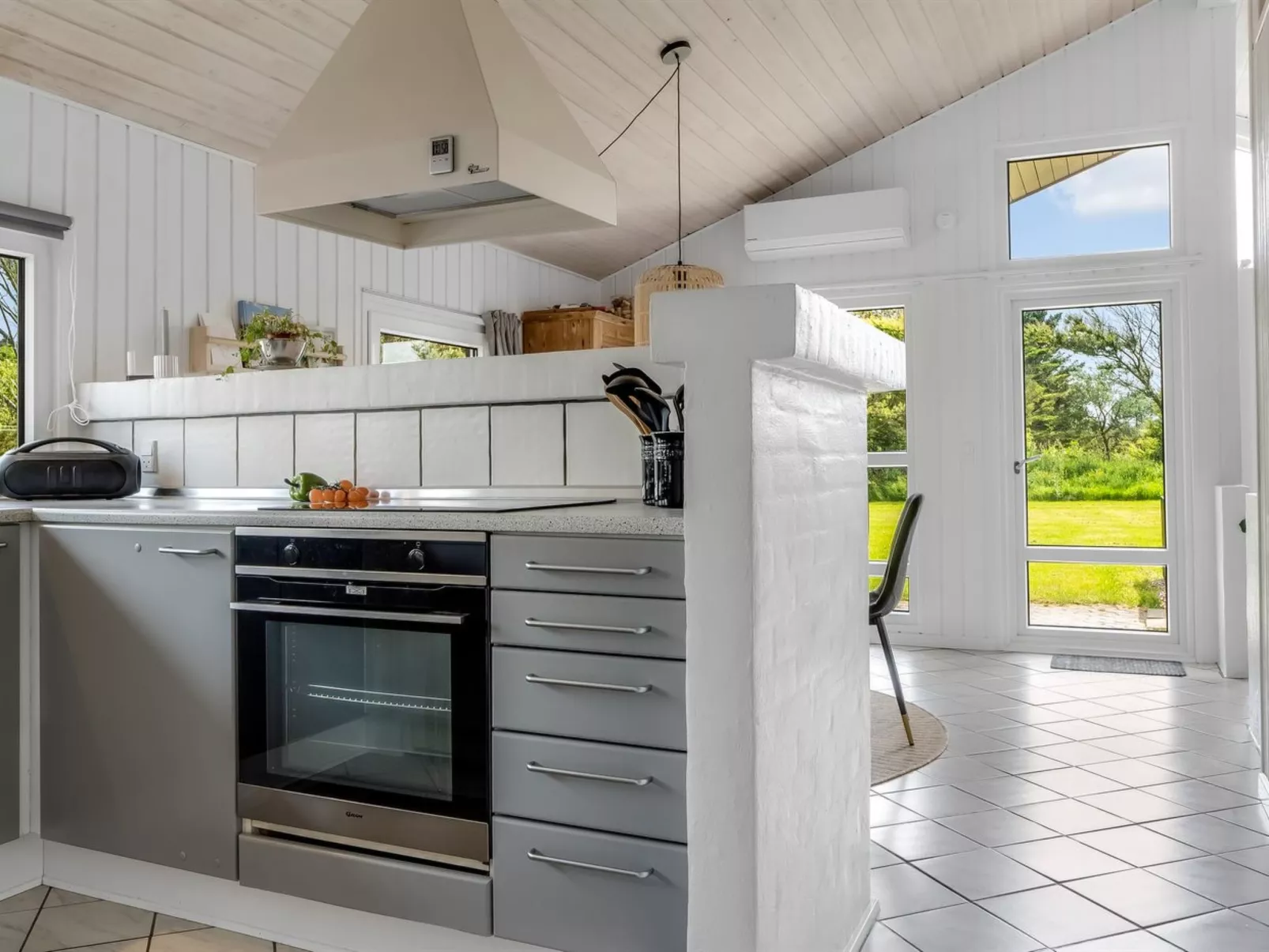 "Apelone" - 800m from the sea-Binnen