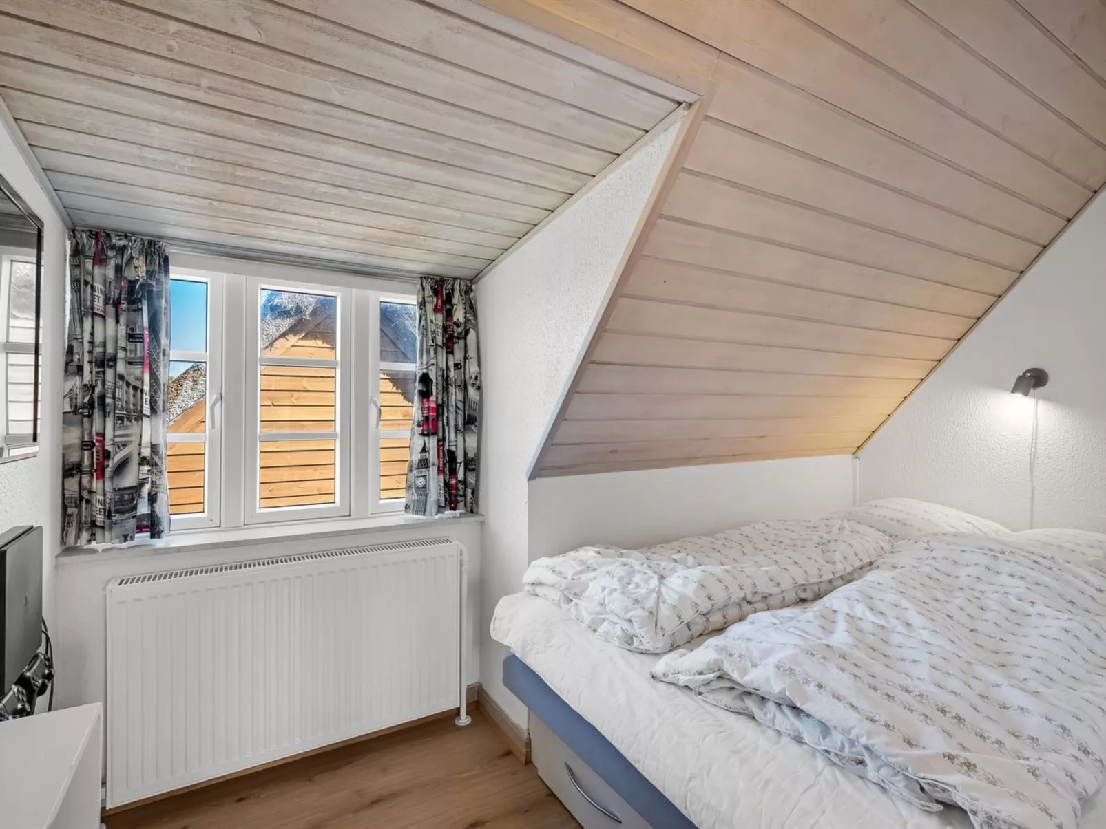 "Adia" - 300m from the sea-Binnen