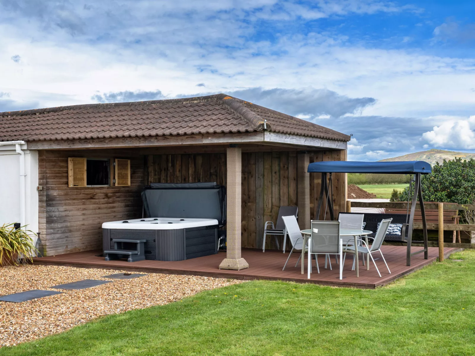 Stone Bow Farmhouse-Buiten