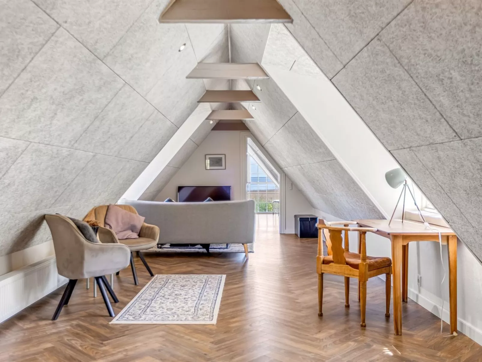 "Narvik" - 4.5km from the sea-Binnen