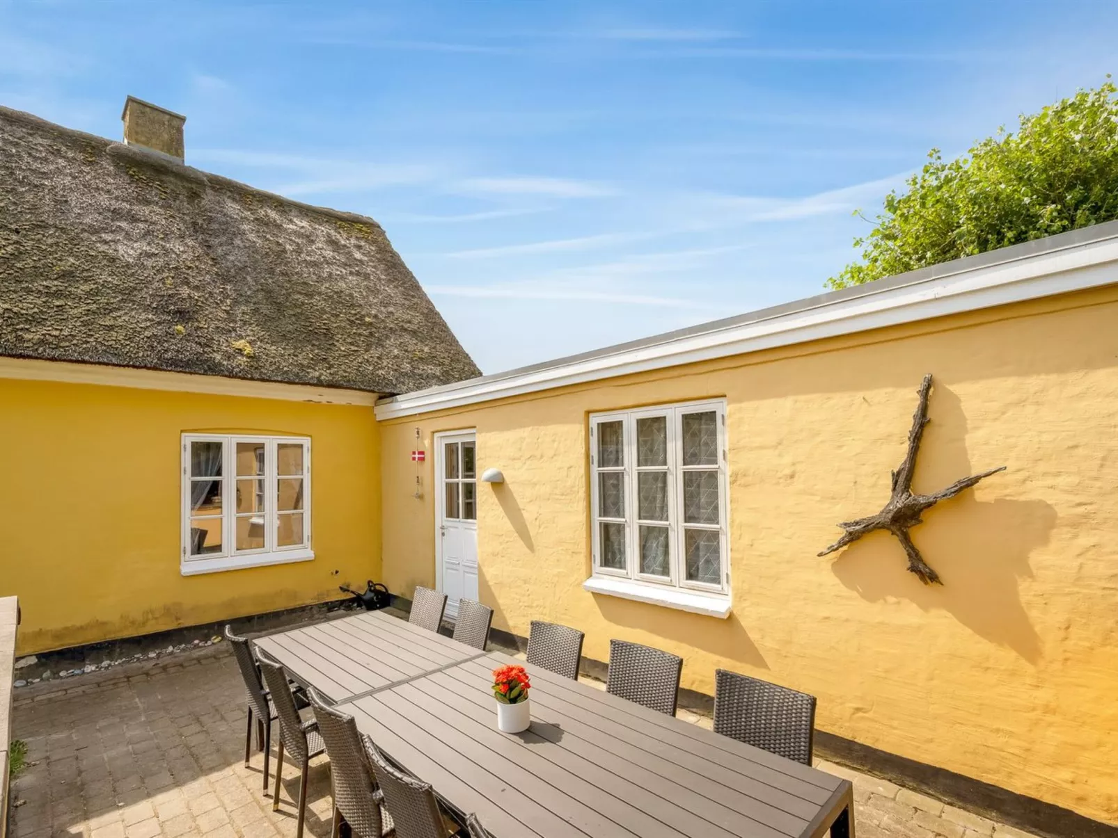 "Urte" -  from the sea-Buiten