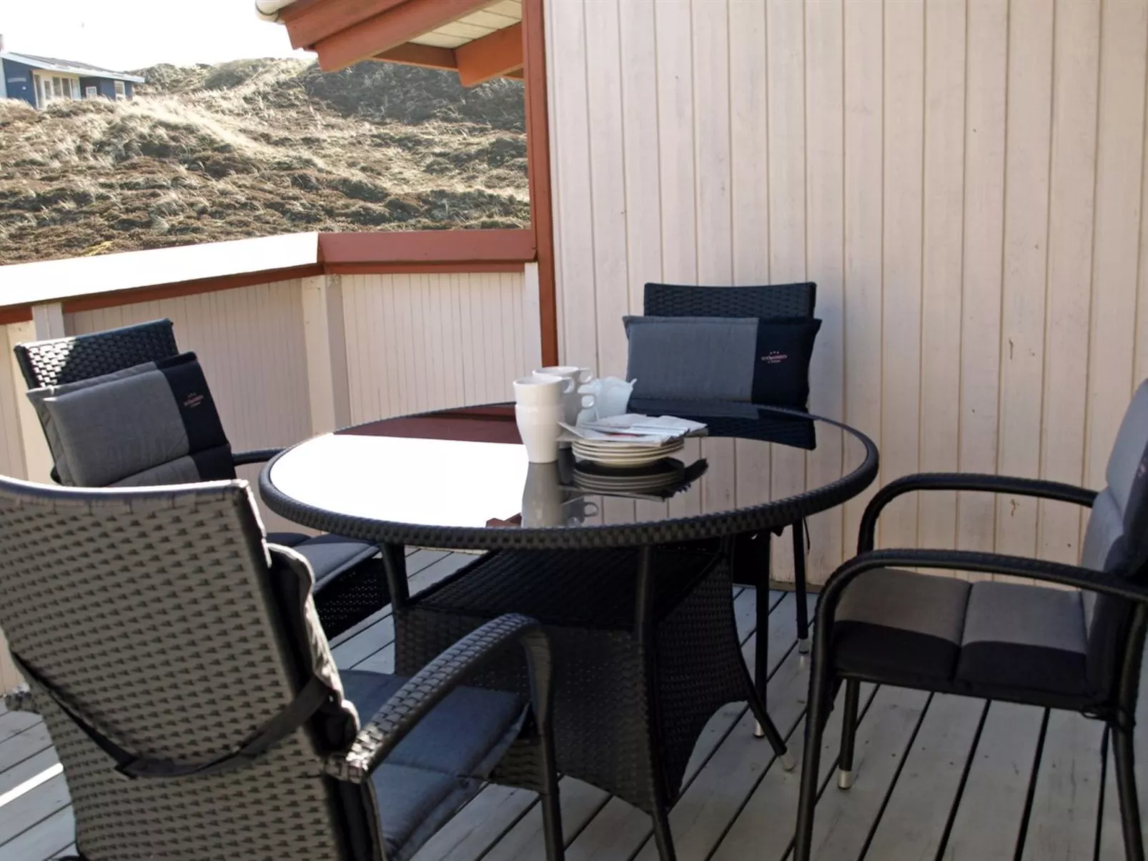 "Jorma" - 250m to the fjord-Buiten