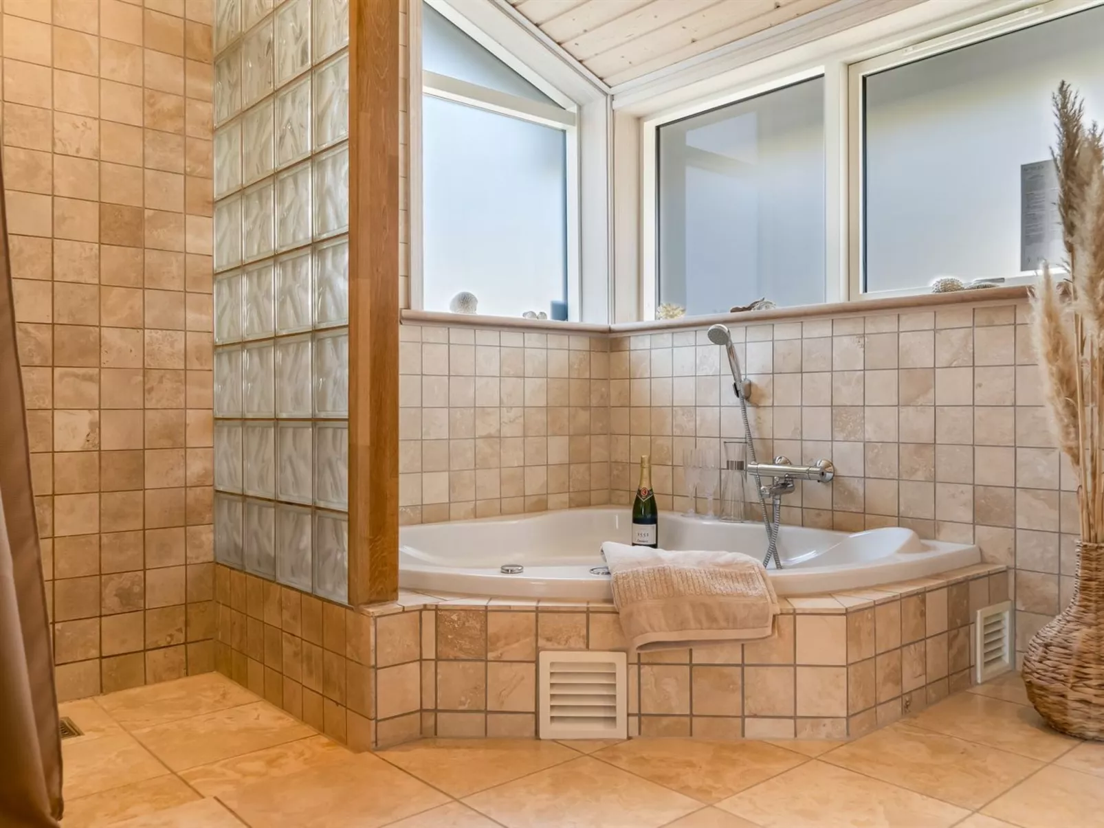 "Sazdo" - 1.1km from the sea-Binnen