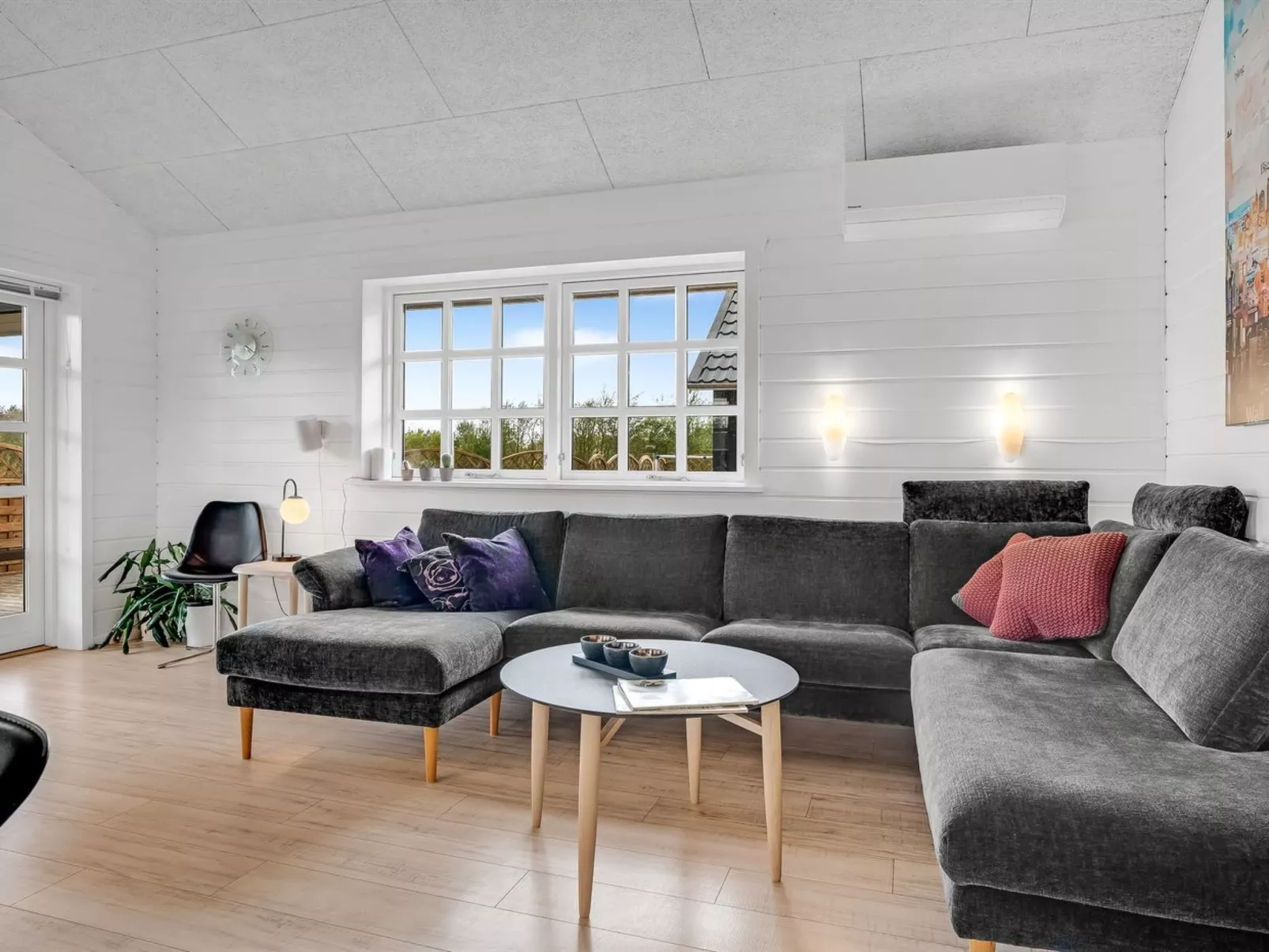 "Gizella" - 500m to the fjord-Binnen