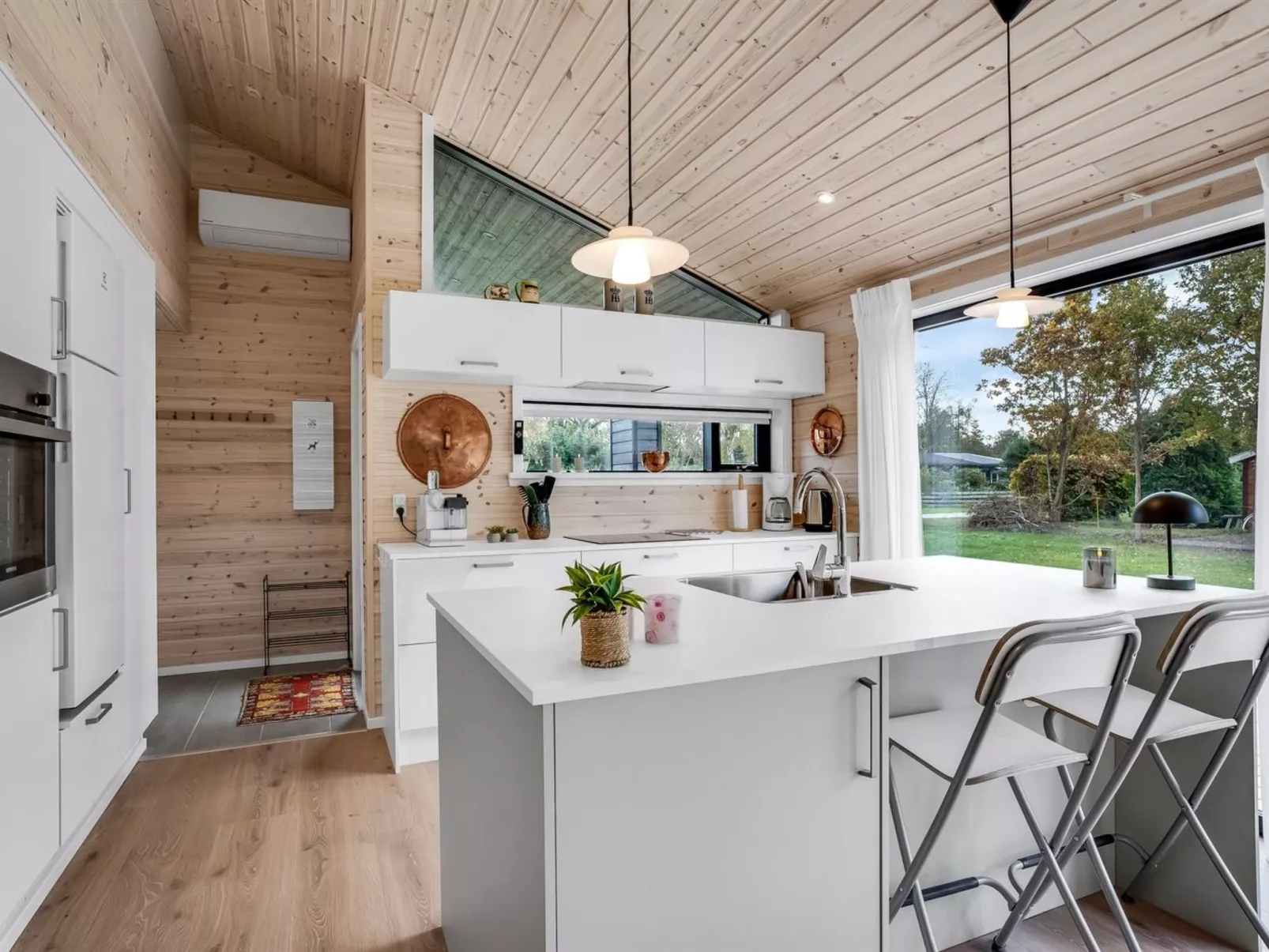 "Aruna" - 550m from the sea-Binnen