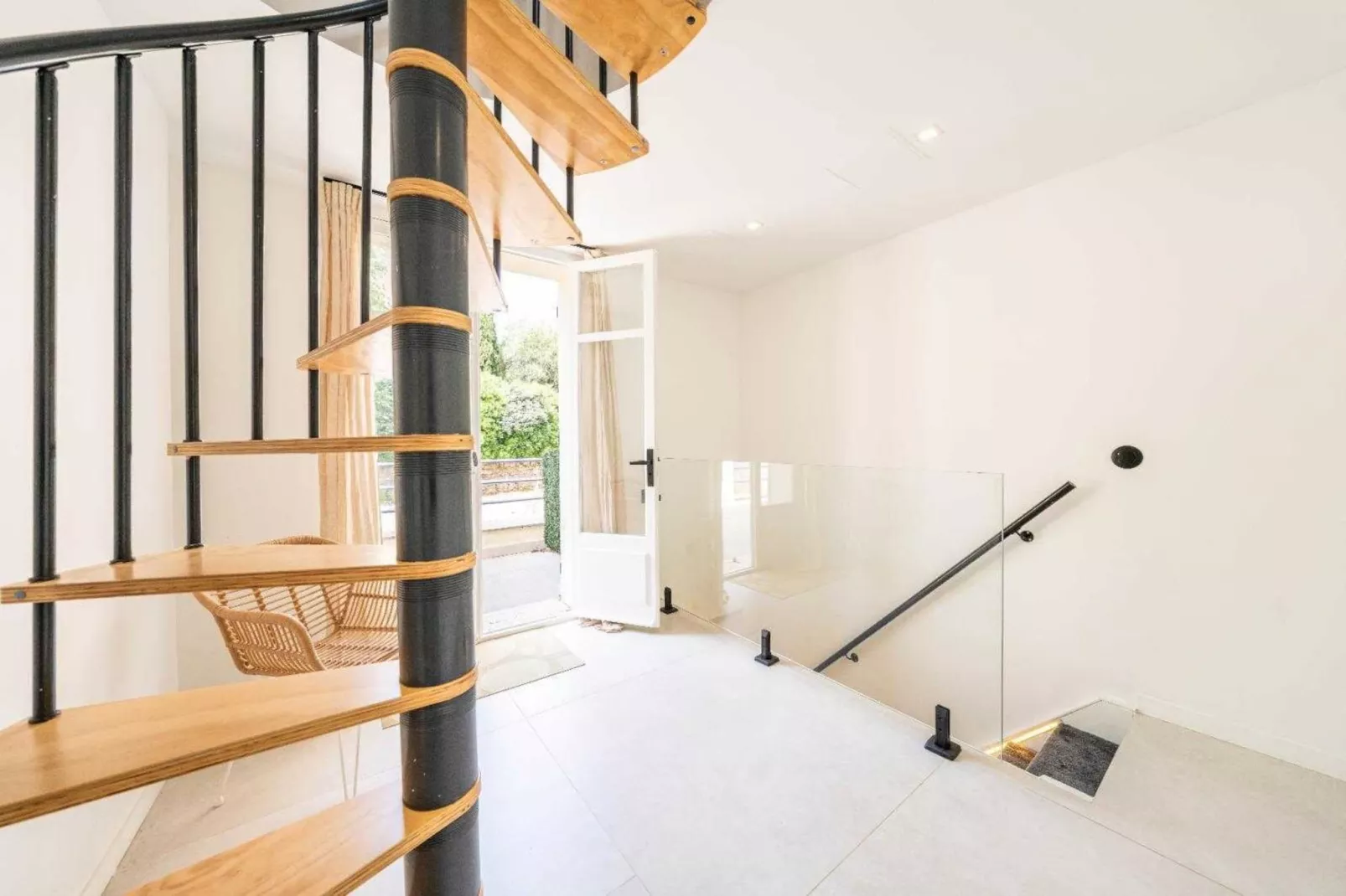 LL-13-ROSOLIEL-Niet-getagd